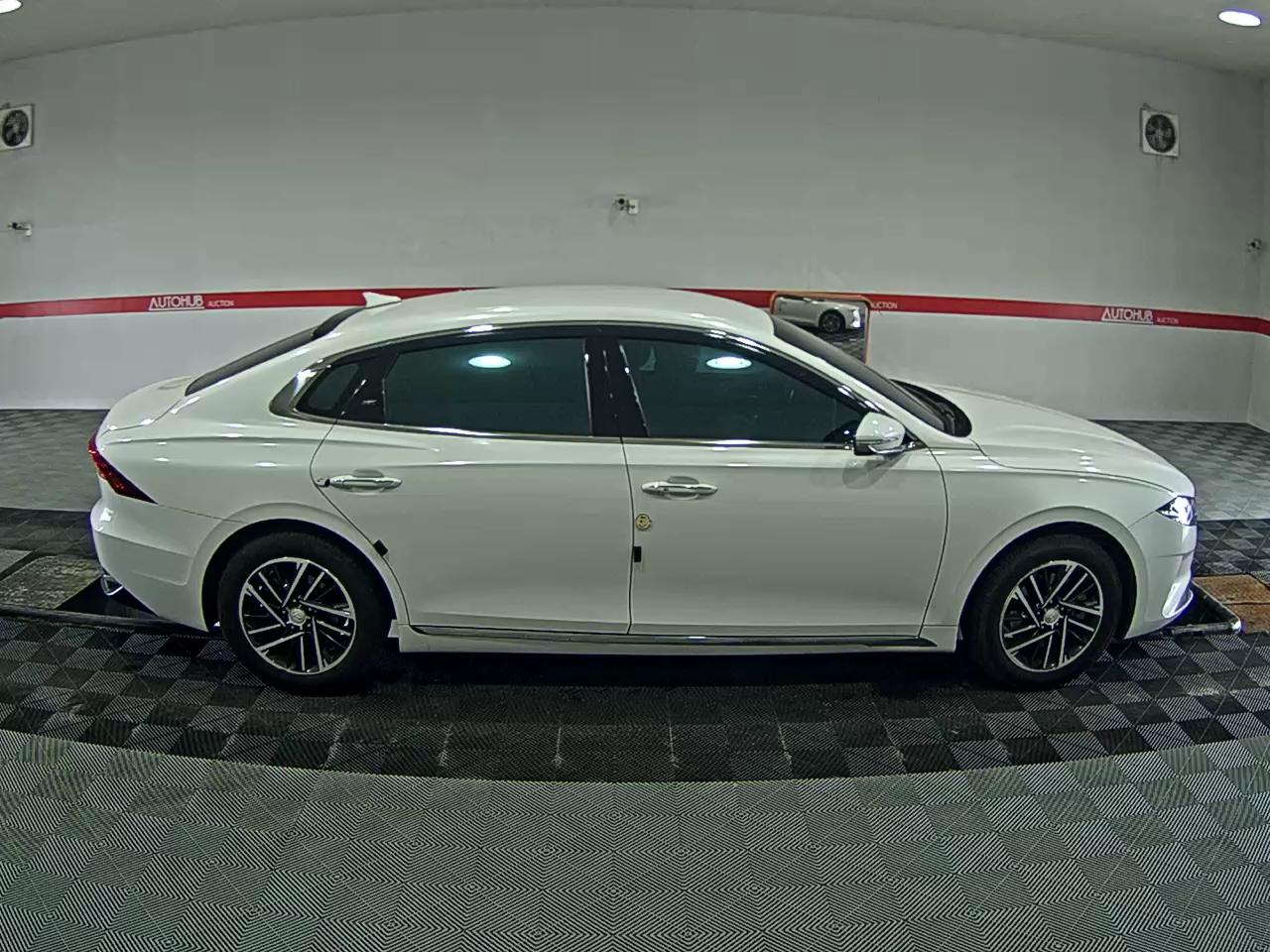 2020 - hyundai grandeur