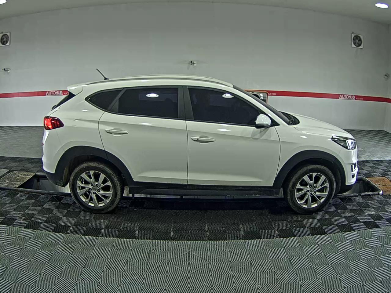 2019 - hyundai tucson