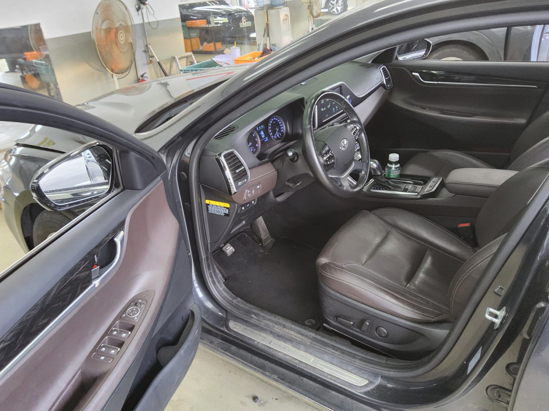2019 - hyundai grandeur