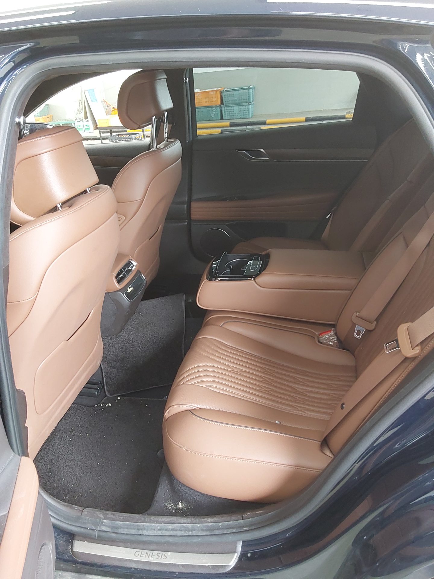 2021 - genesis g80