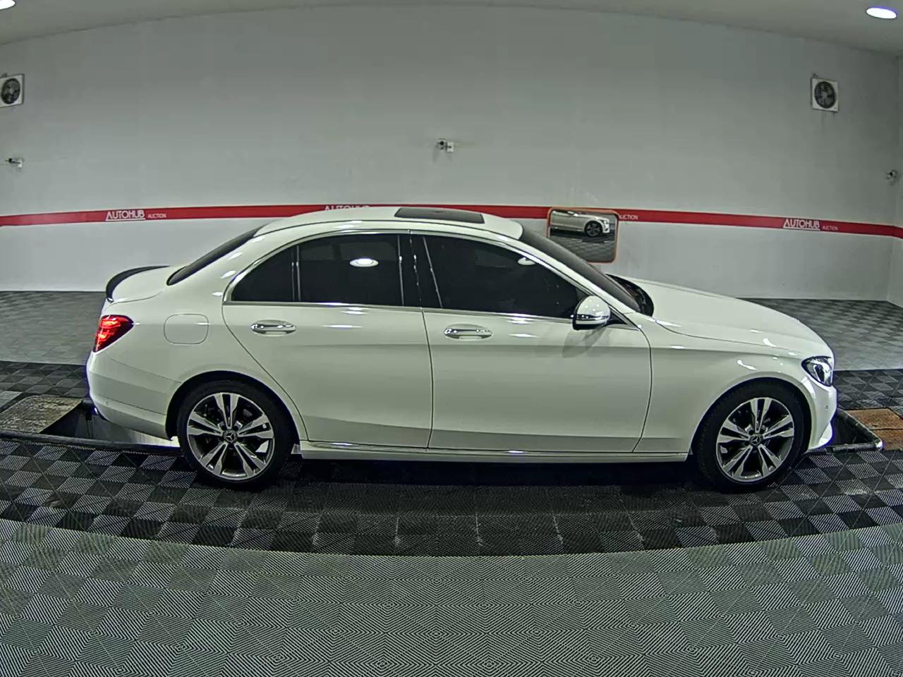 2018 - mercedes-benz c200