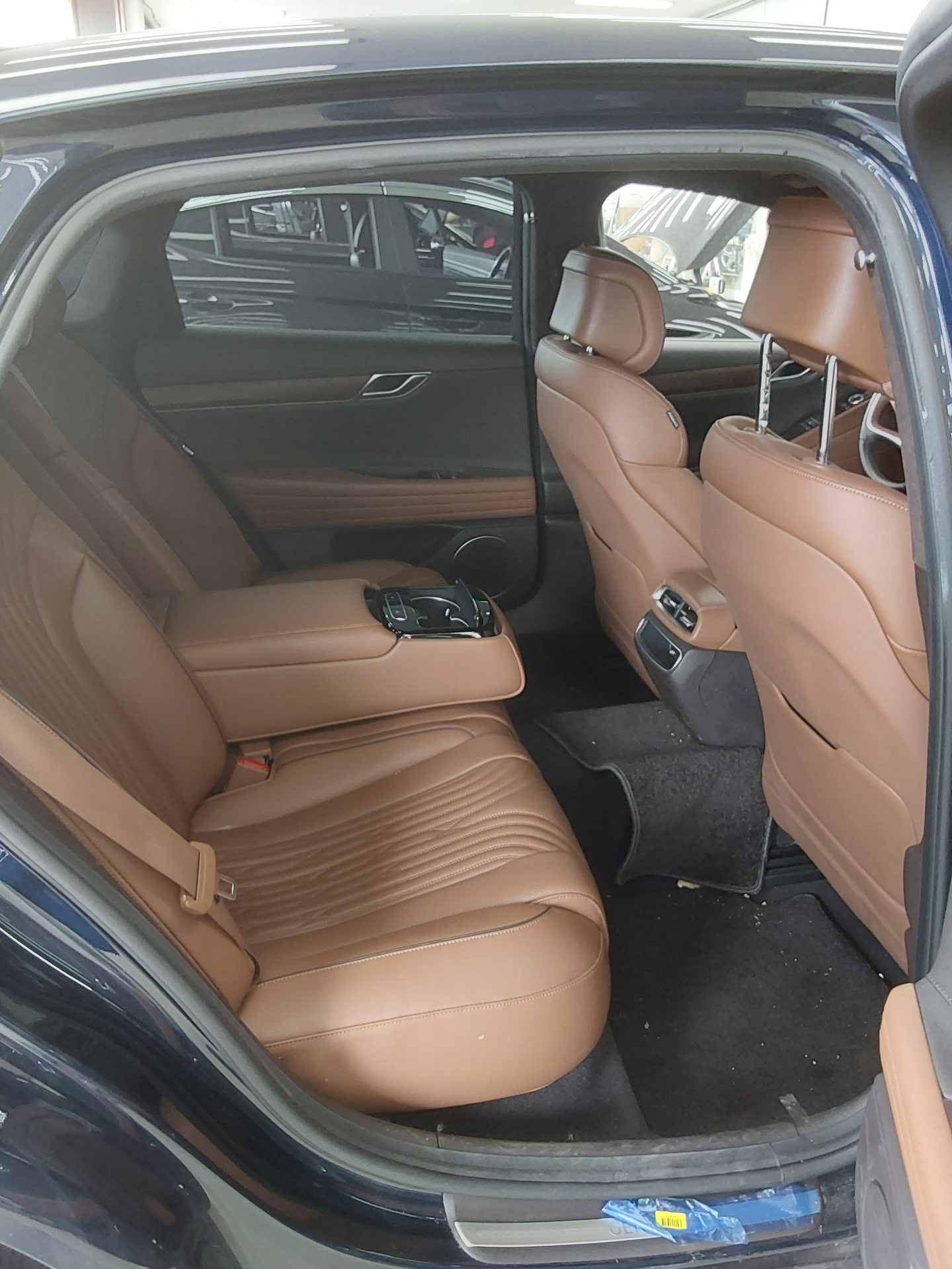2021 - genesis g80