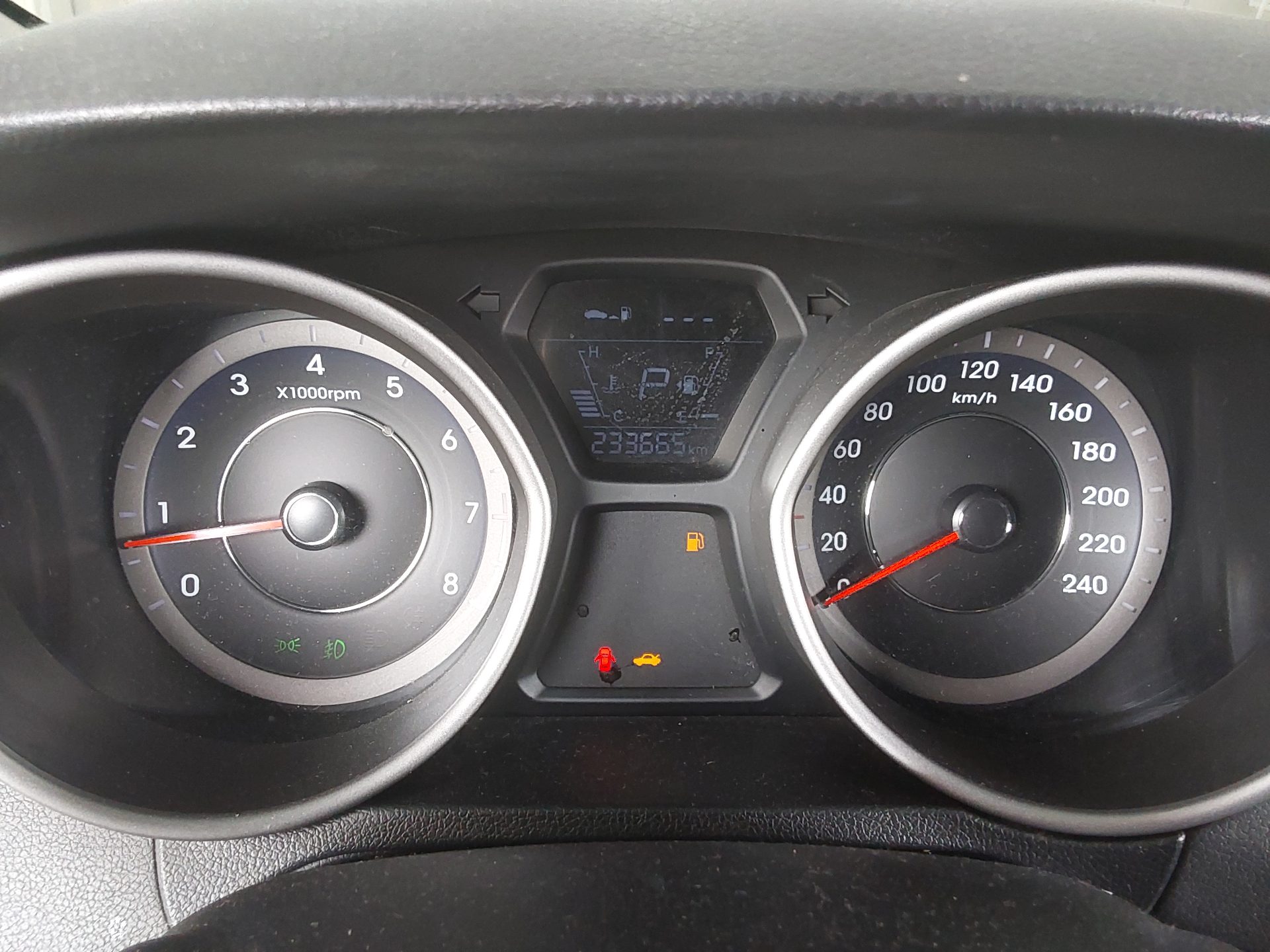 2015 - hyundai avante