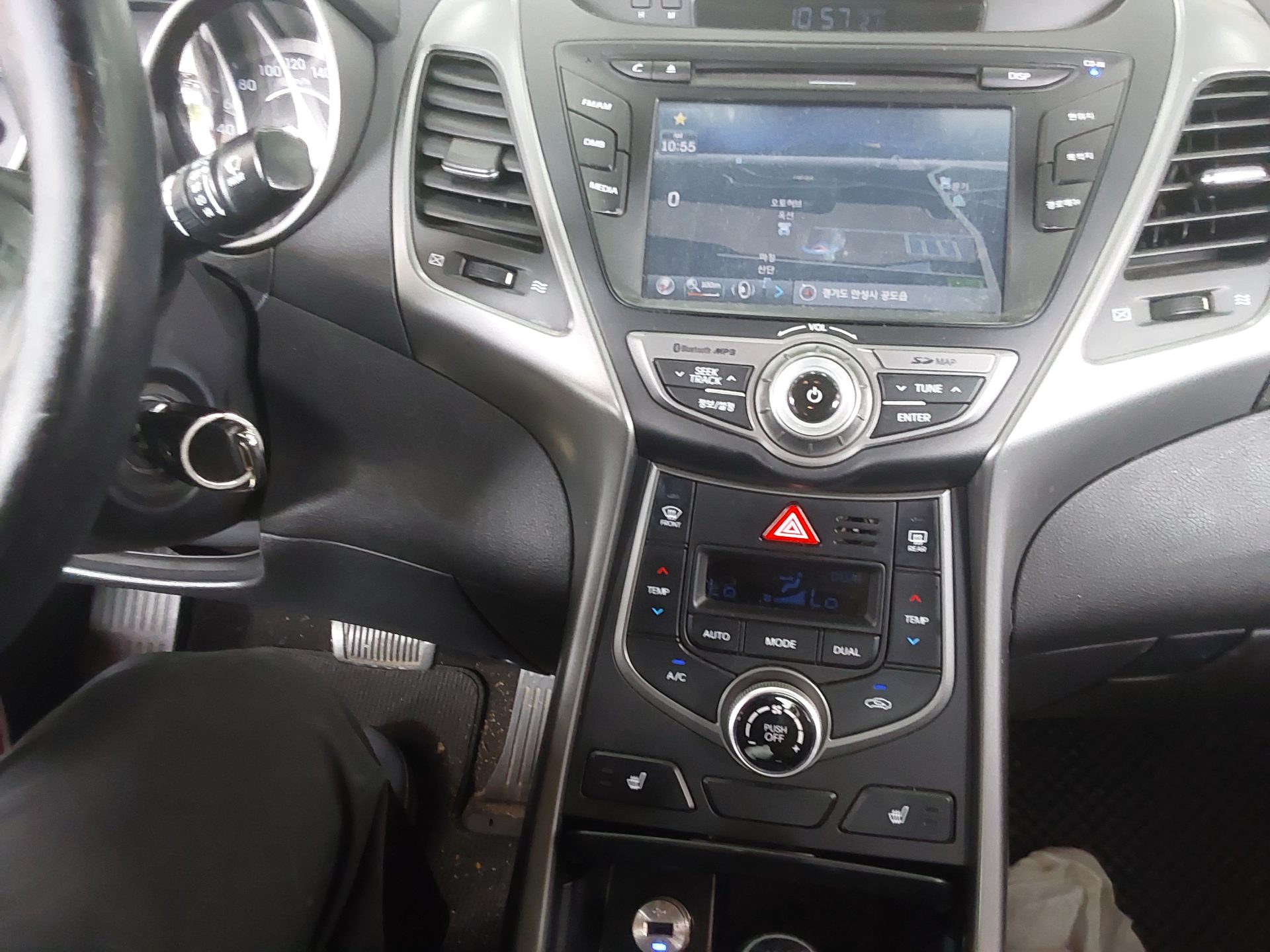 2015 - hyundai avante