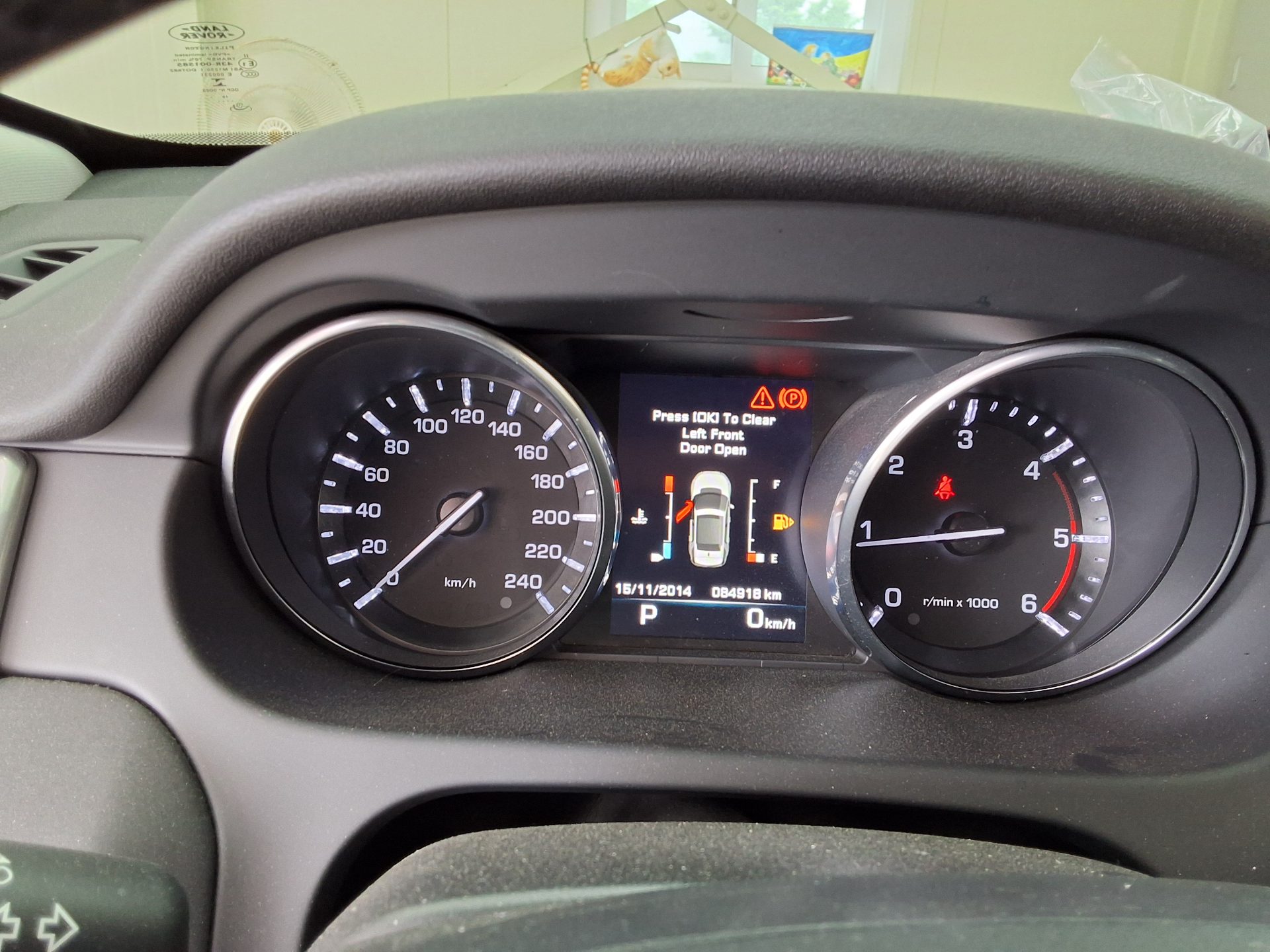 2016 - land rover discovery