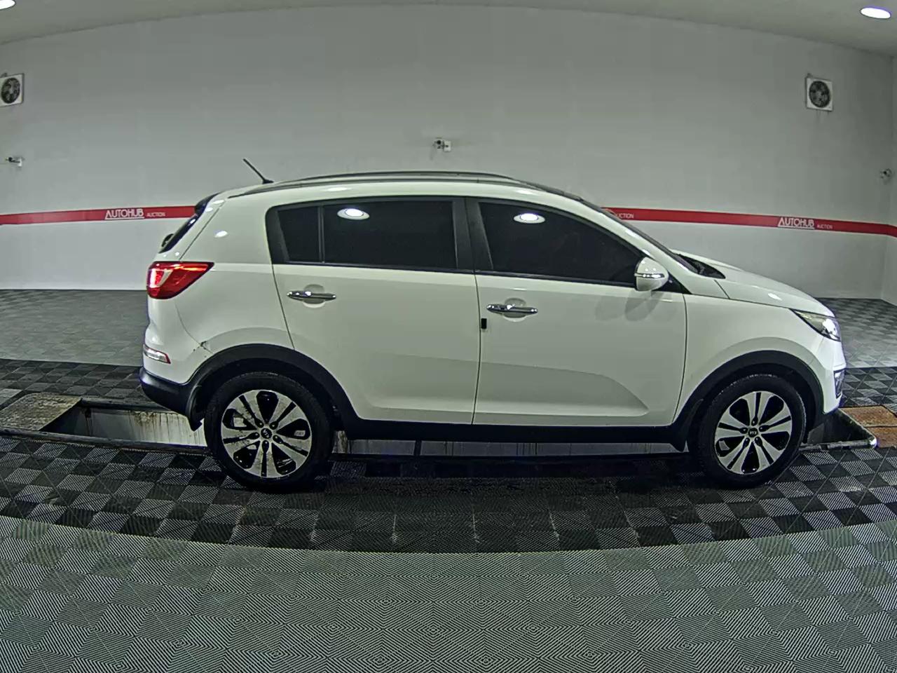 2012 - kia sportage