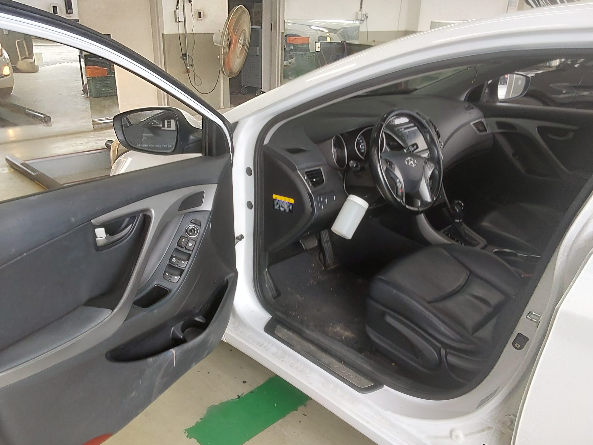 2015 - hyundai avante