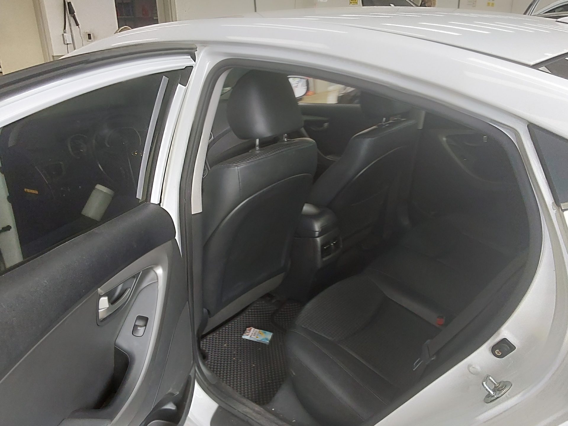 2015 - hyundai avante