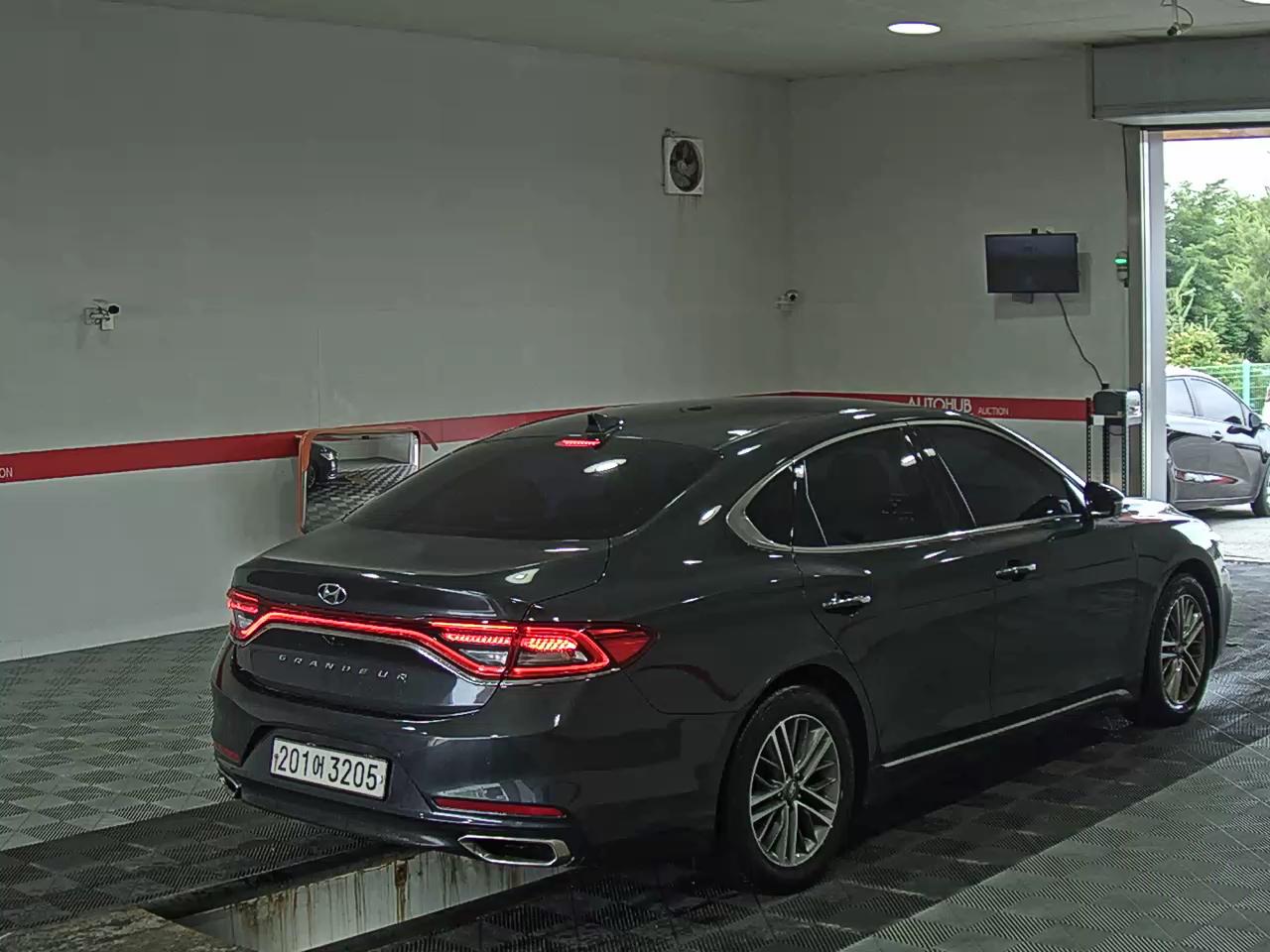 2019 - hyundai grandeur
