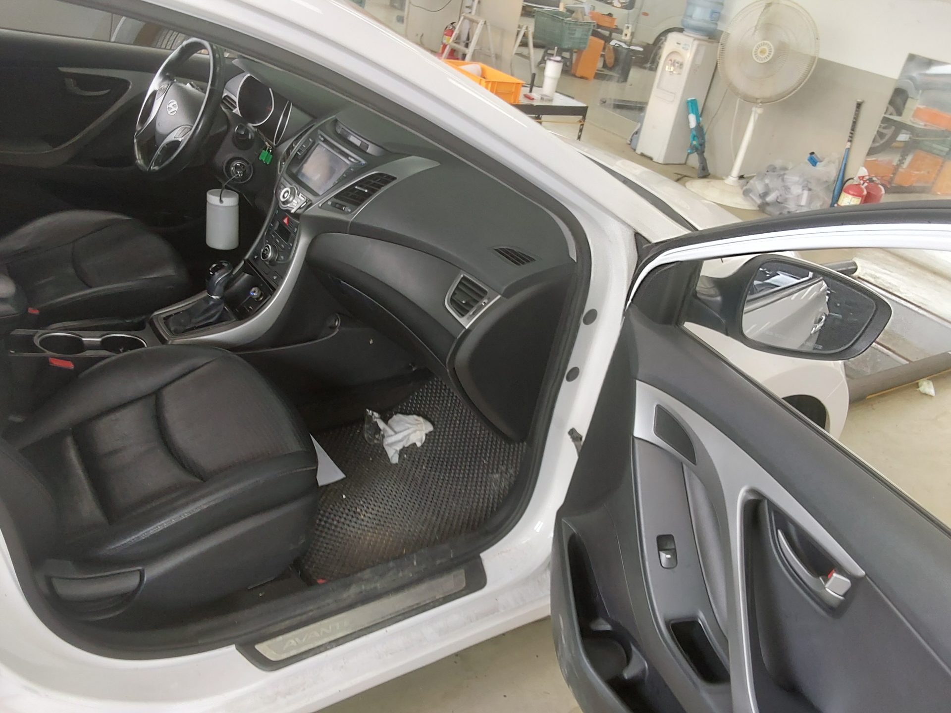 2015 - hyundai avante