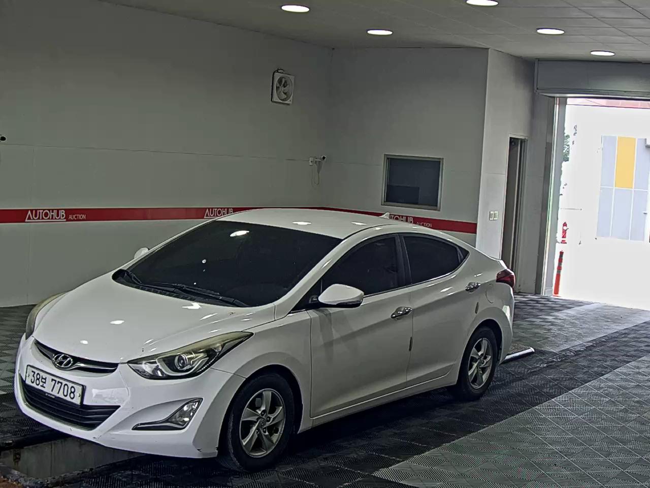 2015 - hyundai avante