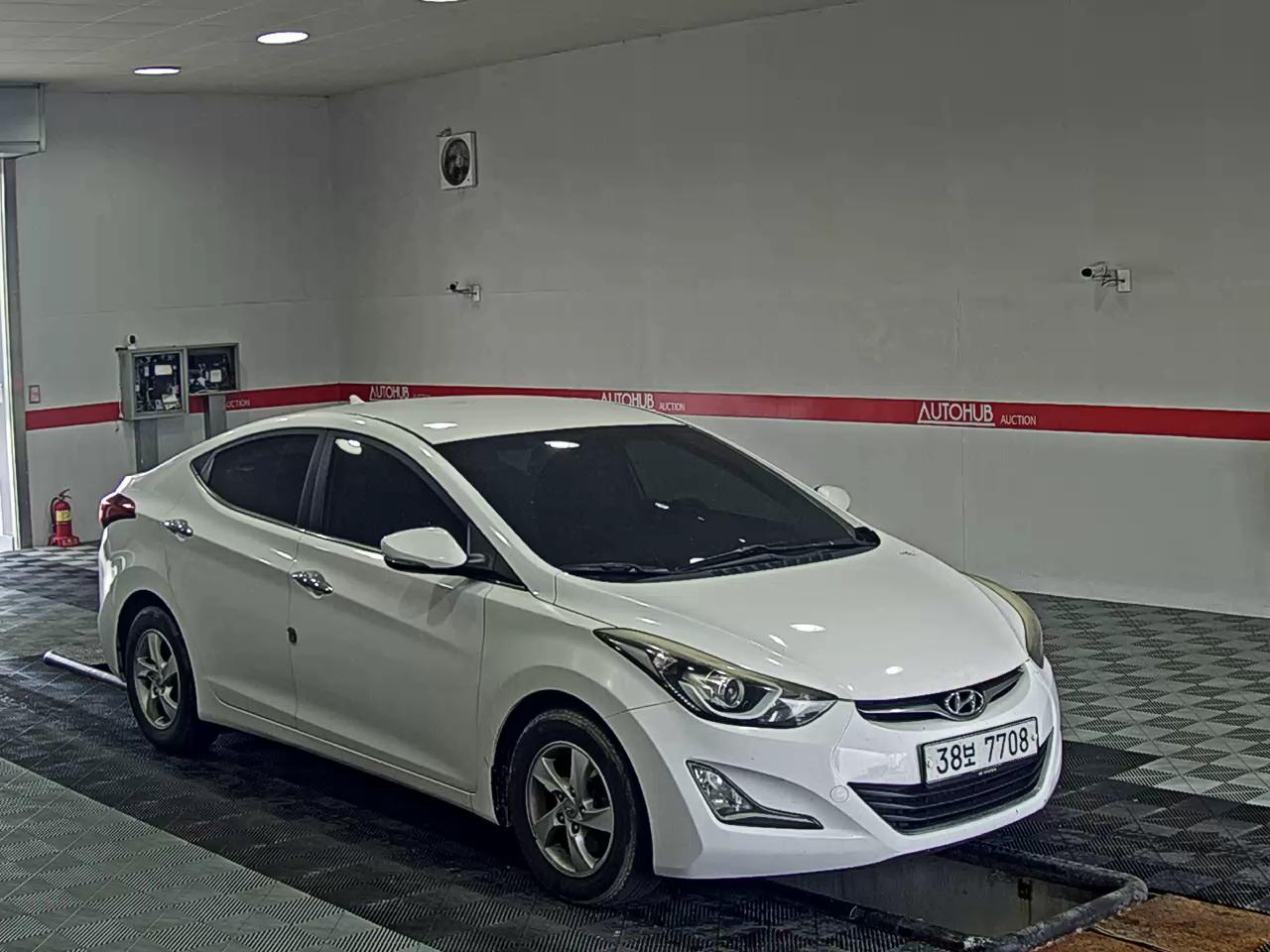 2015 - hyundai avante