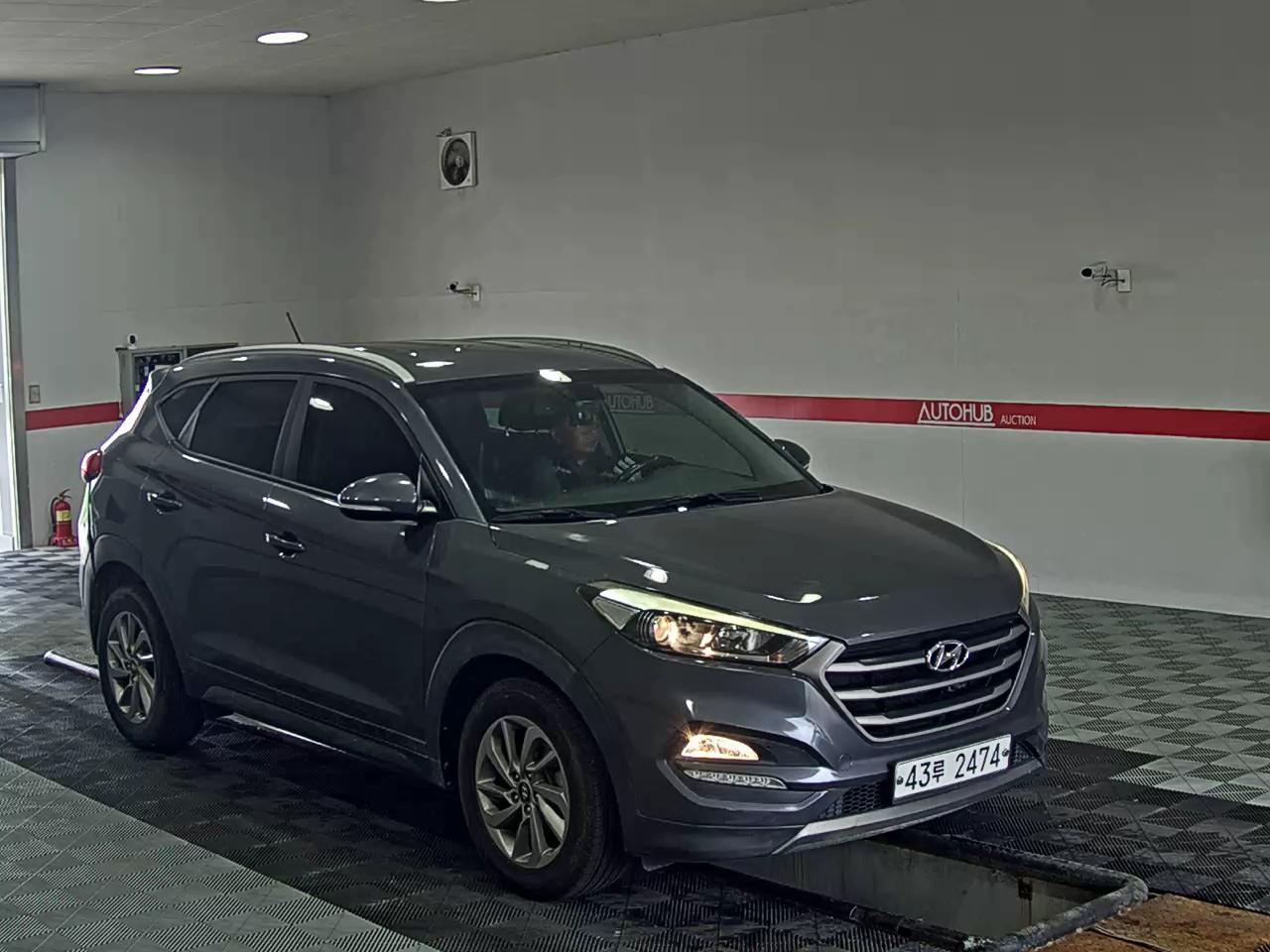 2016 - hyundai tucson