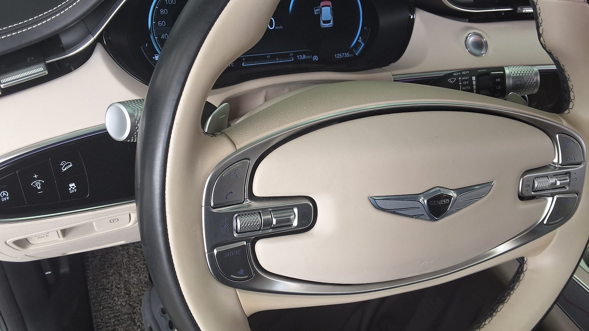 2021 - genesis gv70