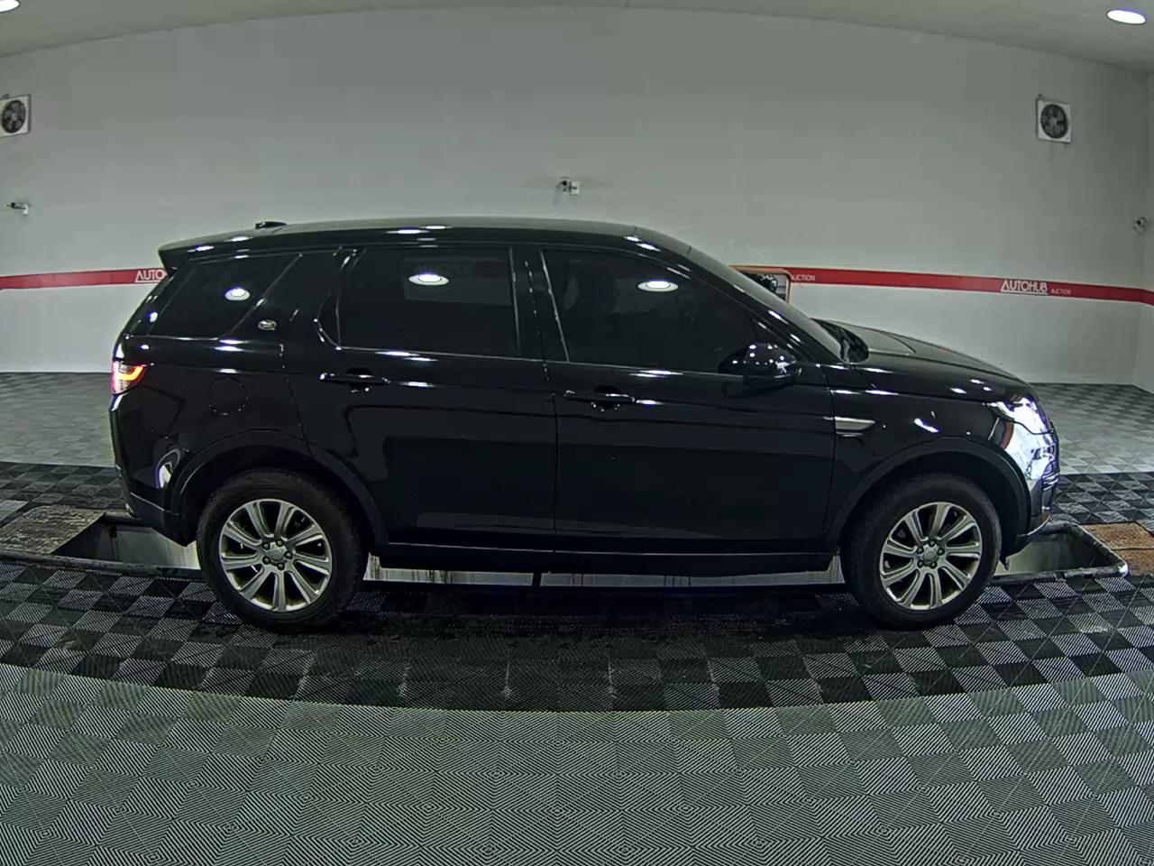 2016 - land rover discovery