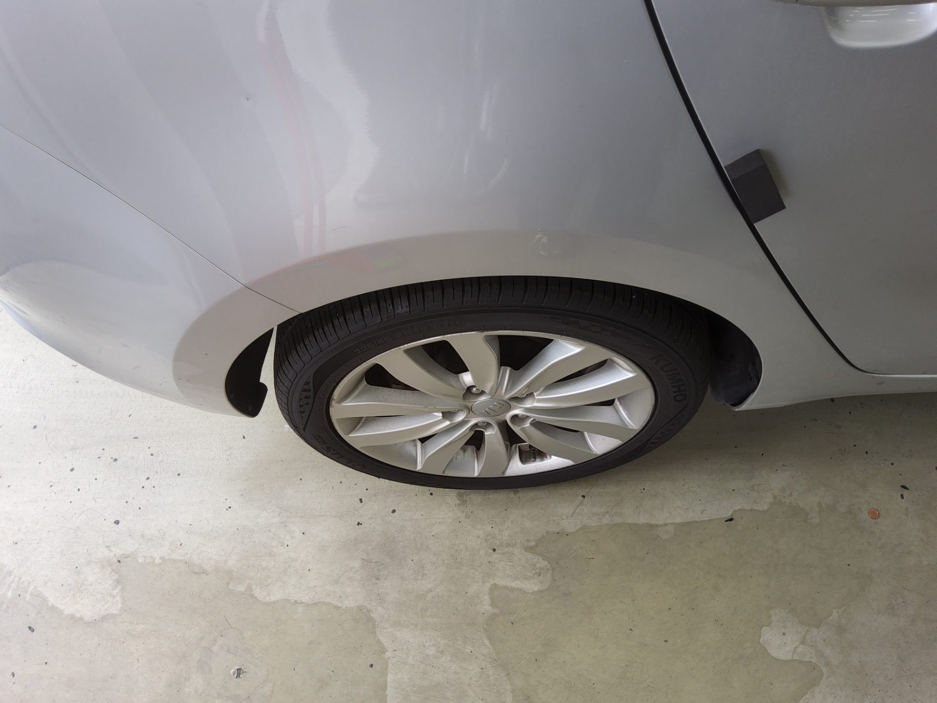 2014 - kia carens