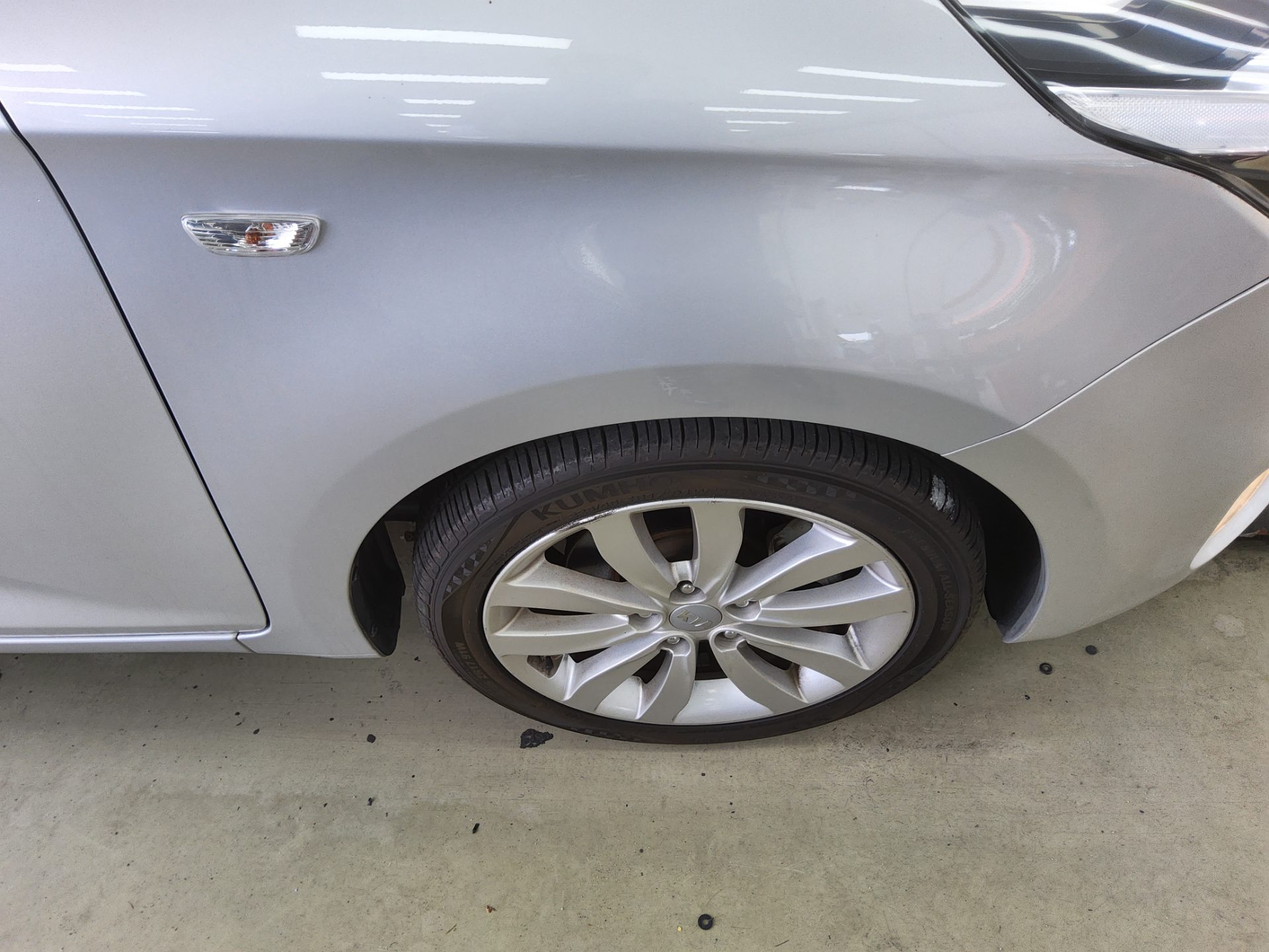 2014 - kia carens