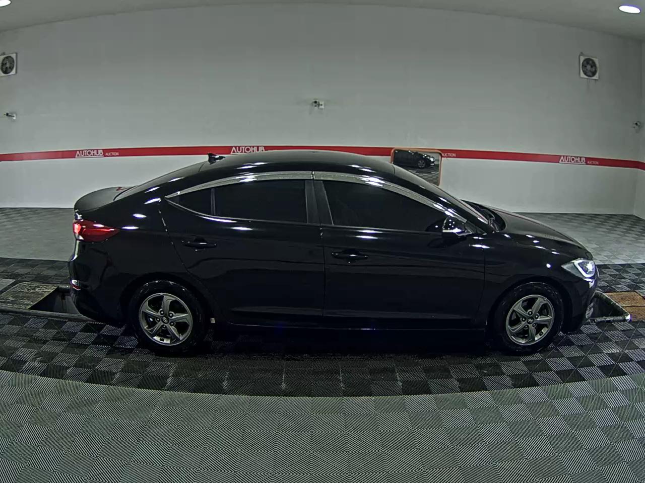 2016 - hyundai avante