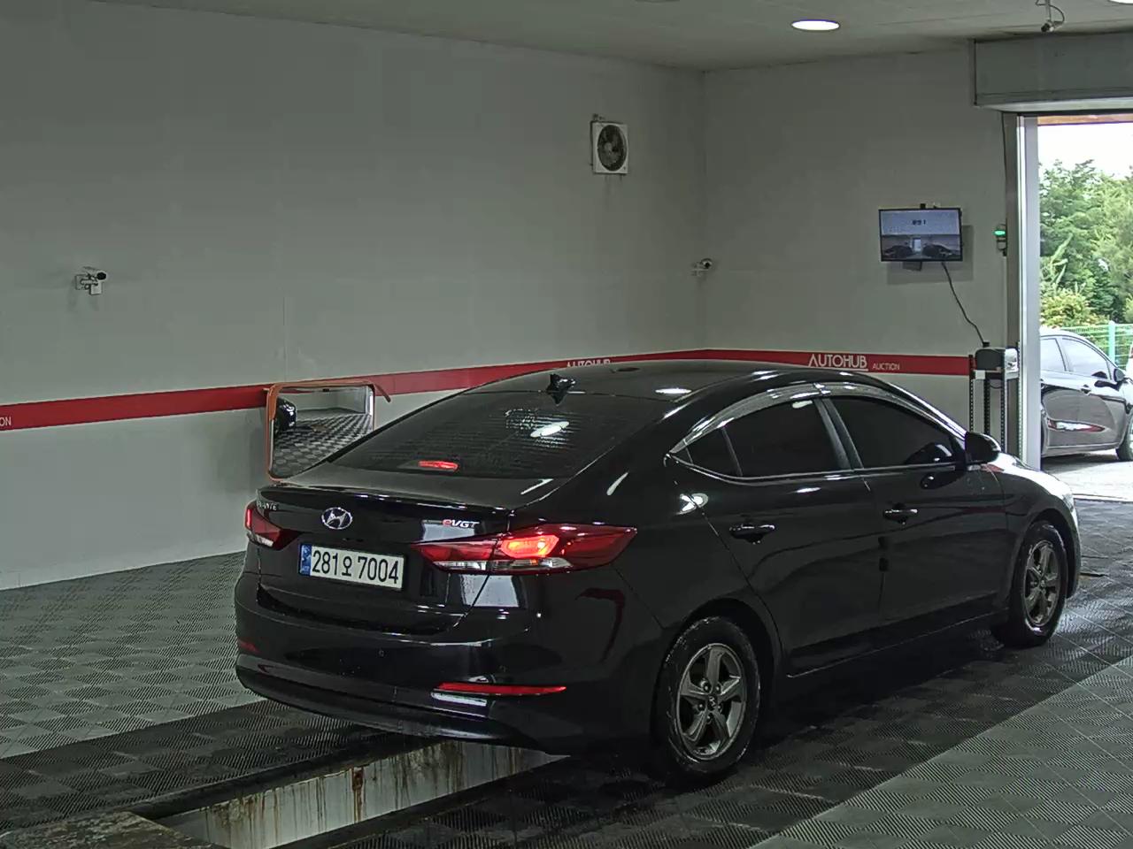 2016 - hyundai avante