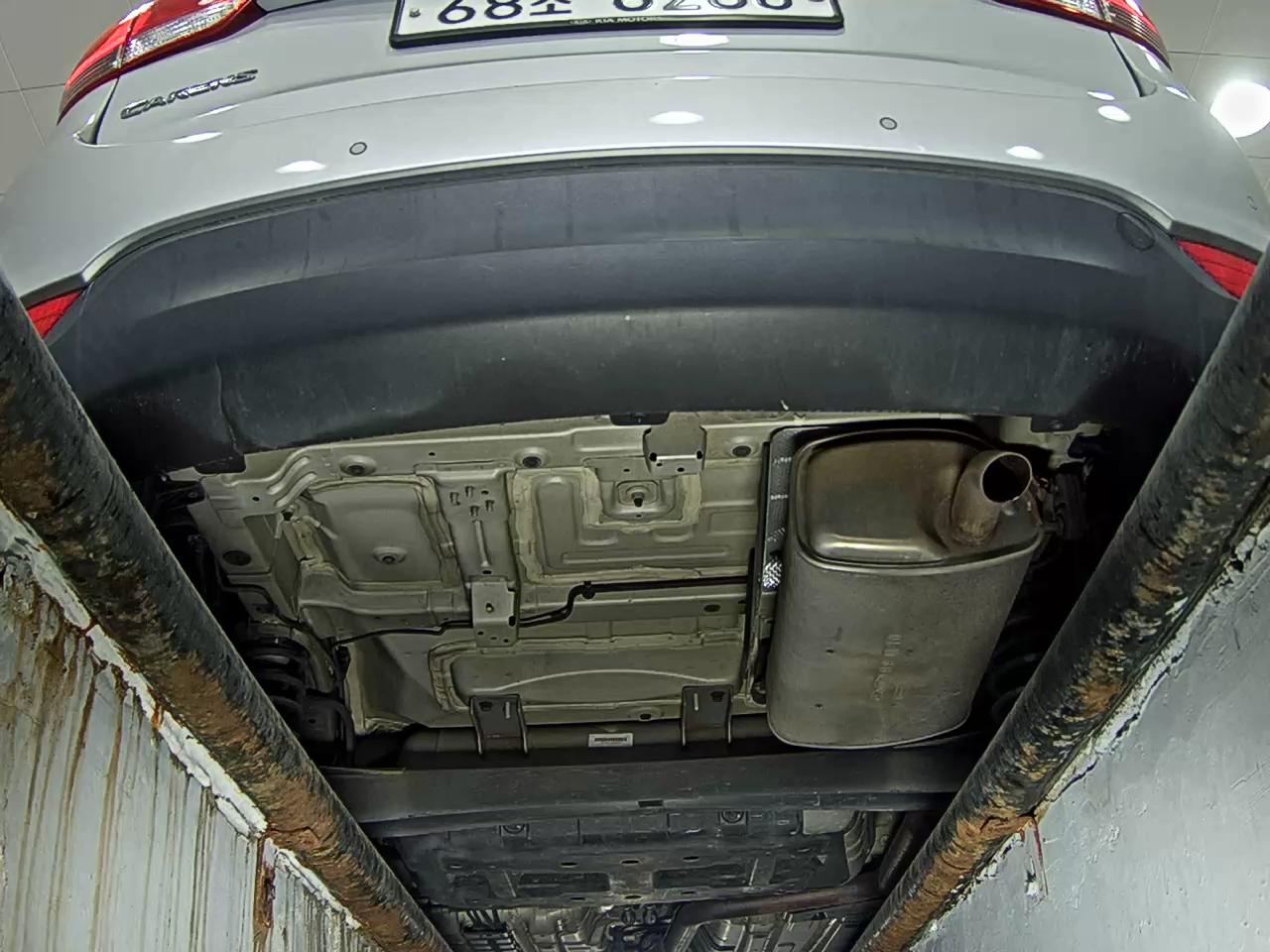 2014 - kia carens