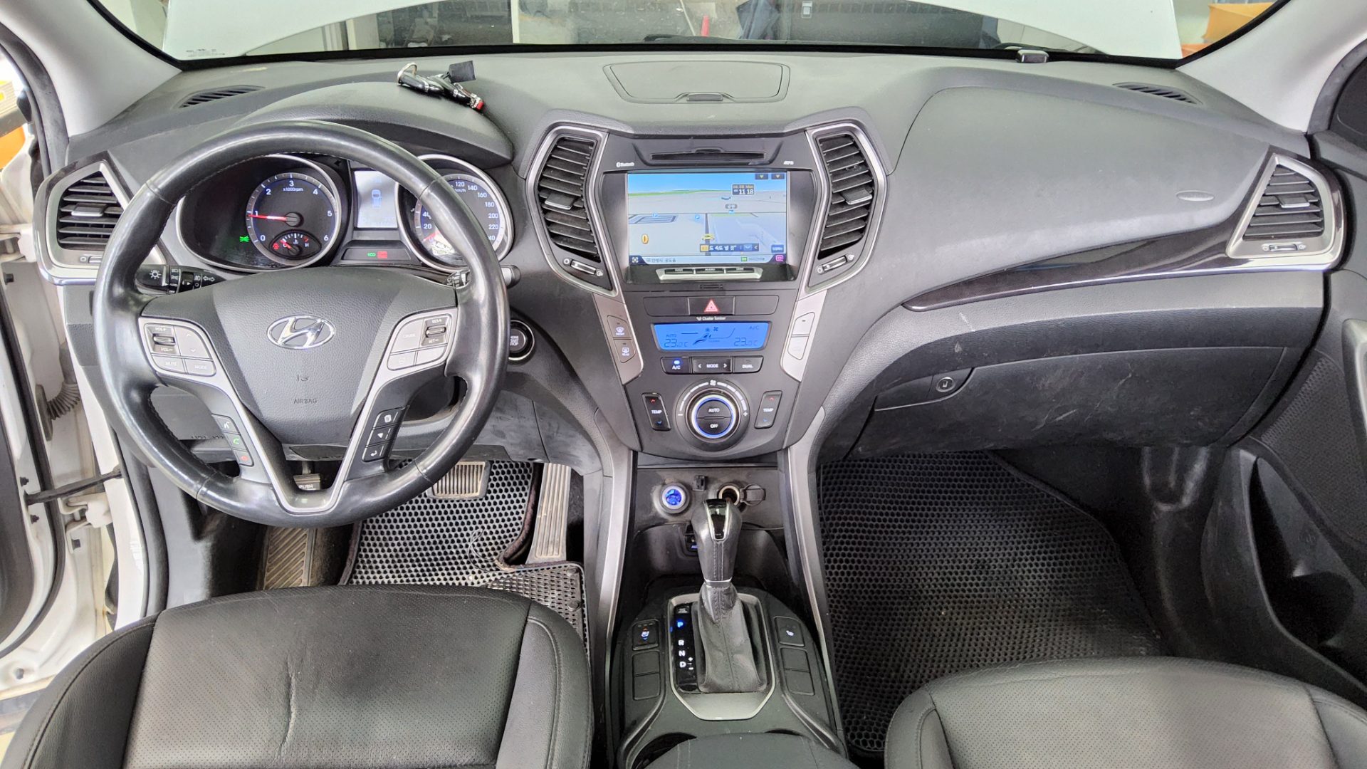 2014 - hyundai santa fe