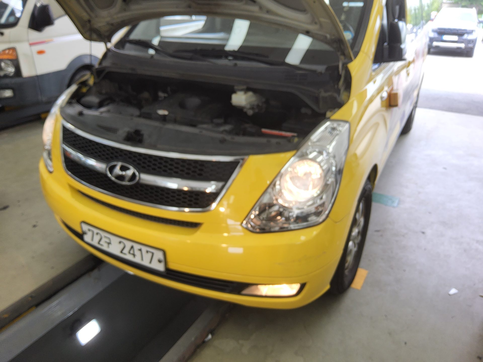 2015 - hyundai grand starex