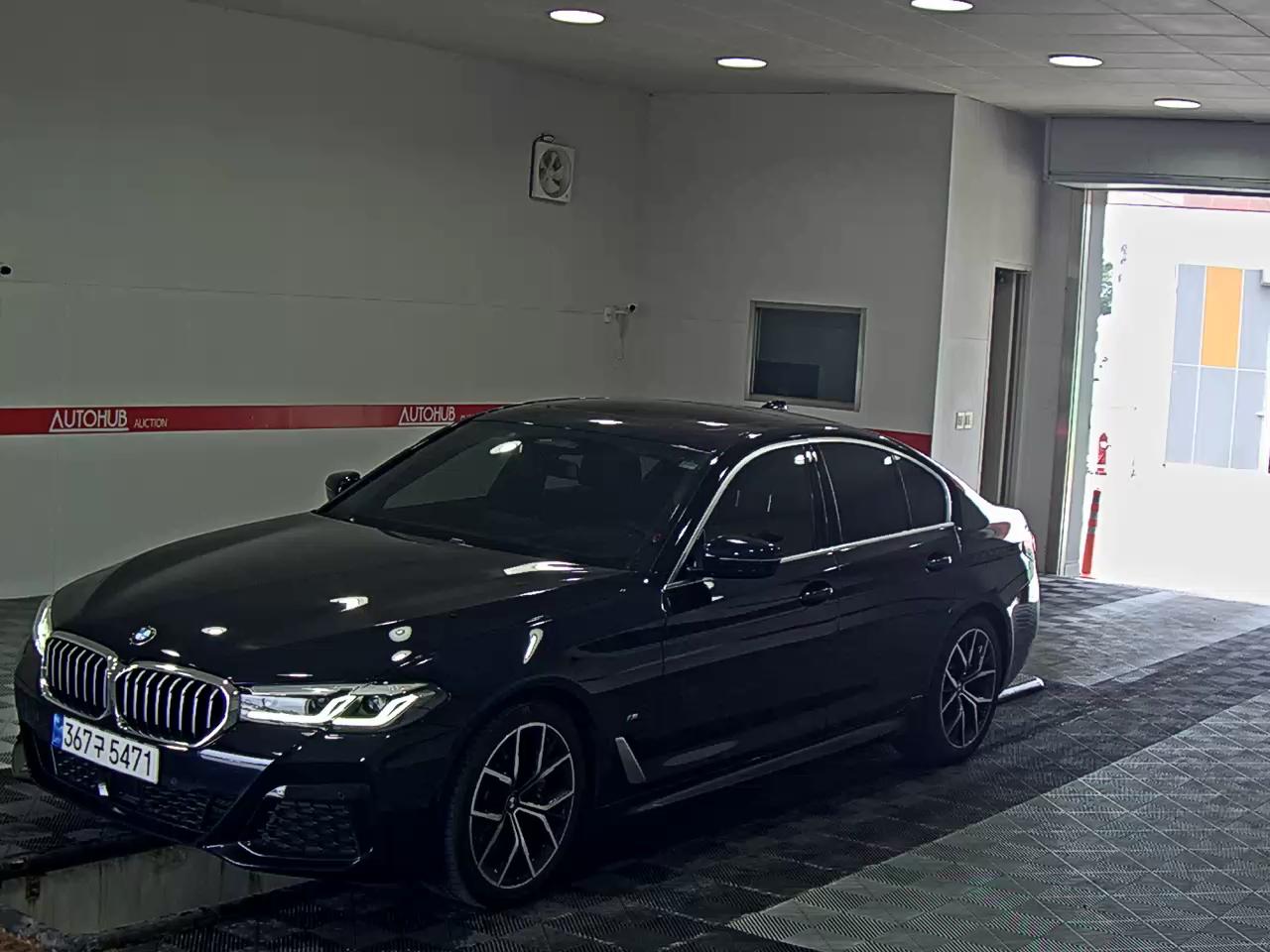 BMW 5 SERIES (7TH GEN) 530i M PACK
