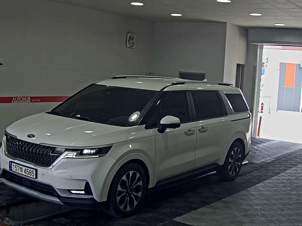 2021 - kia carnival