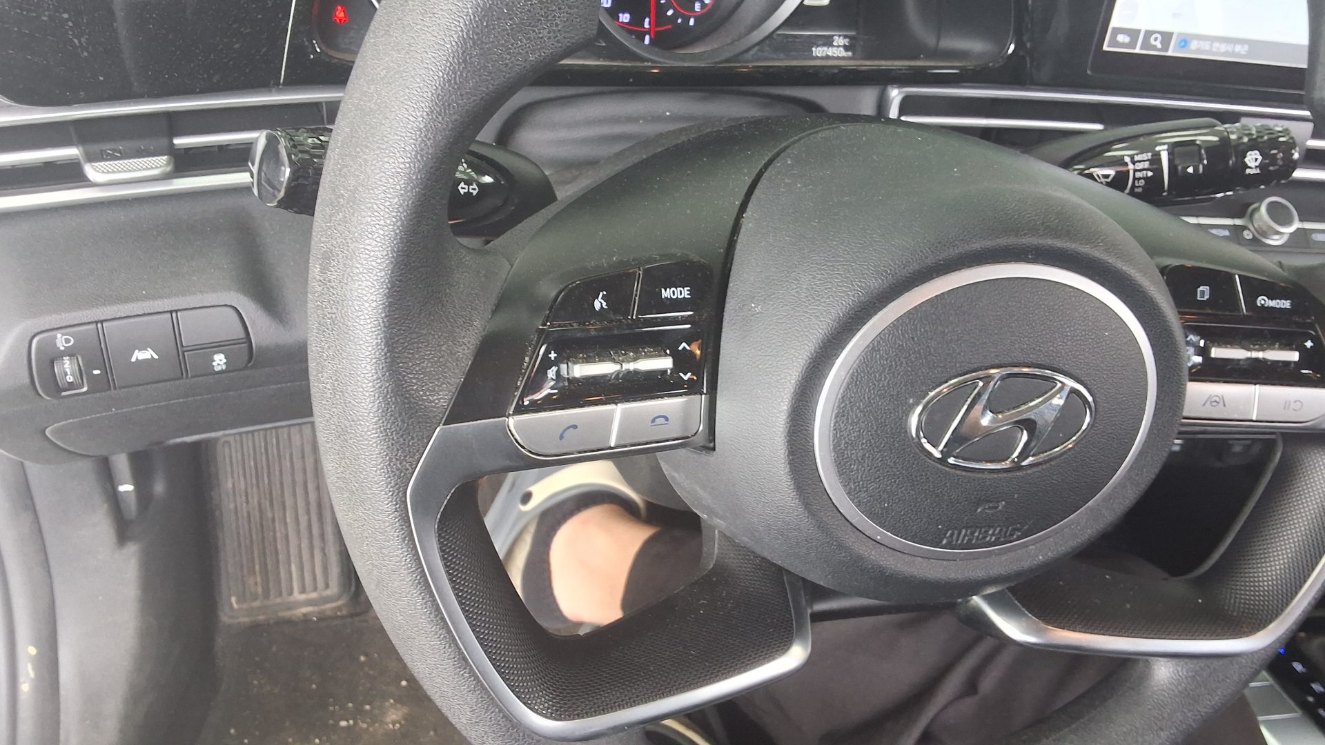 2021 - hyundai avante