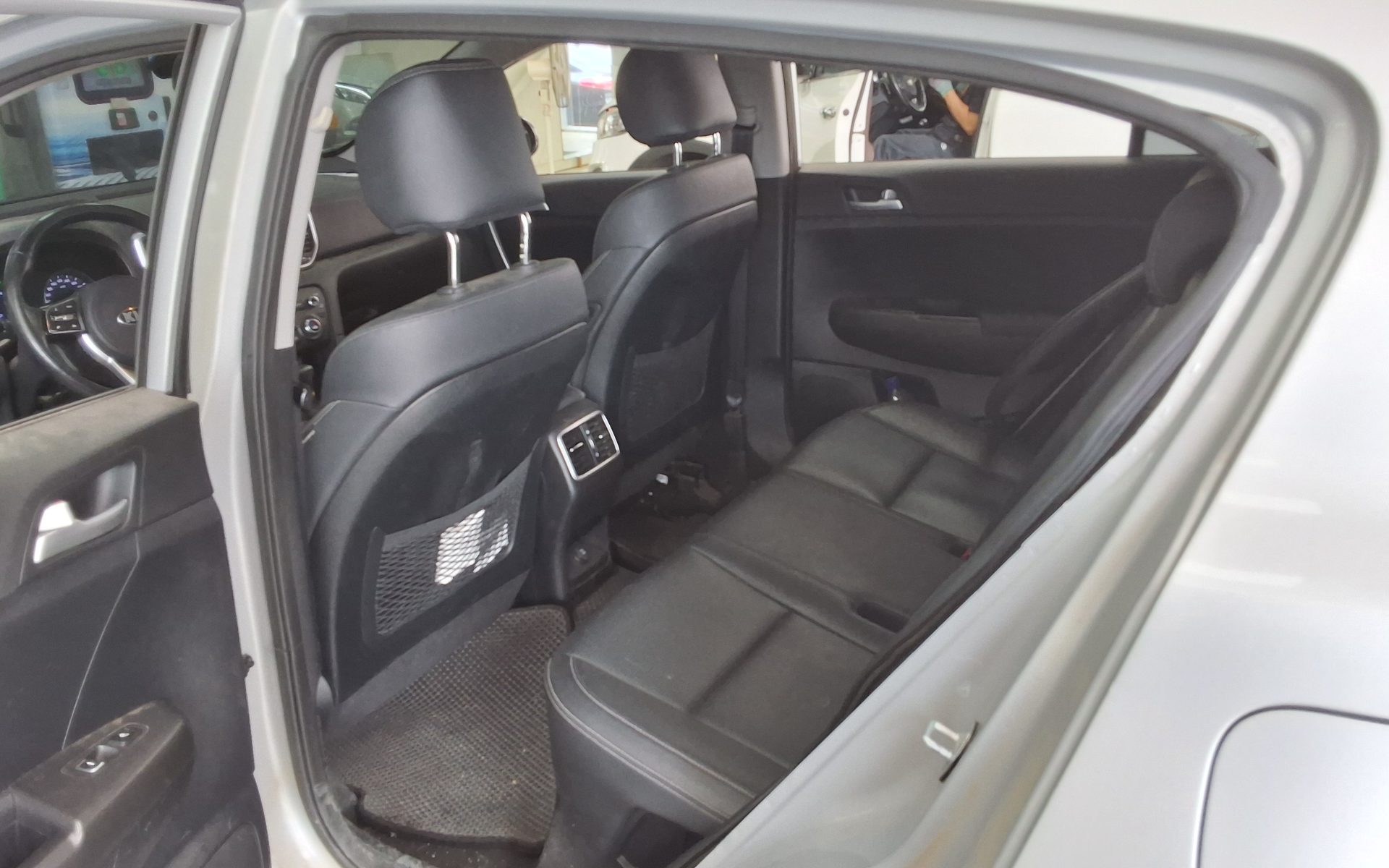 2019 - kia sportage