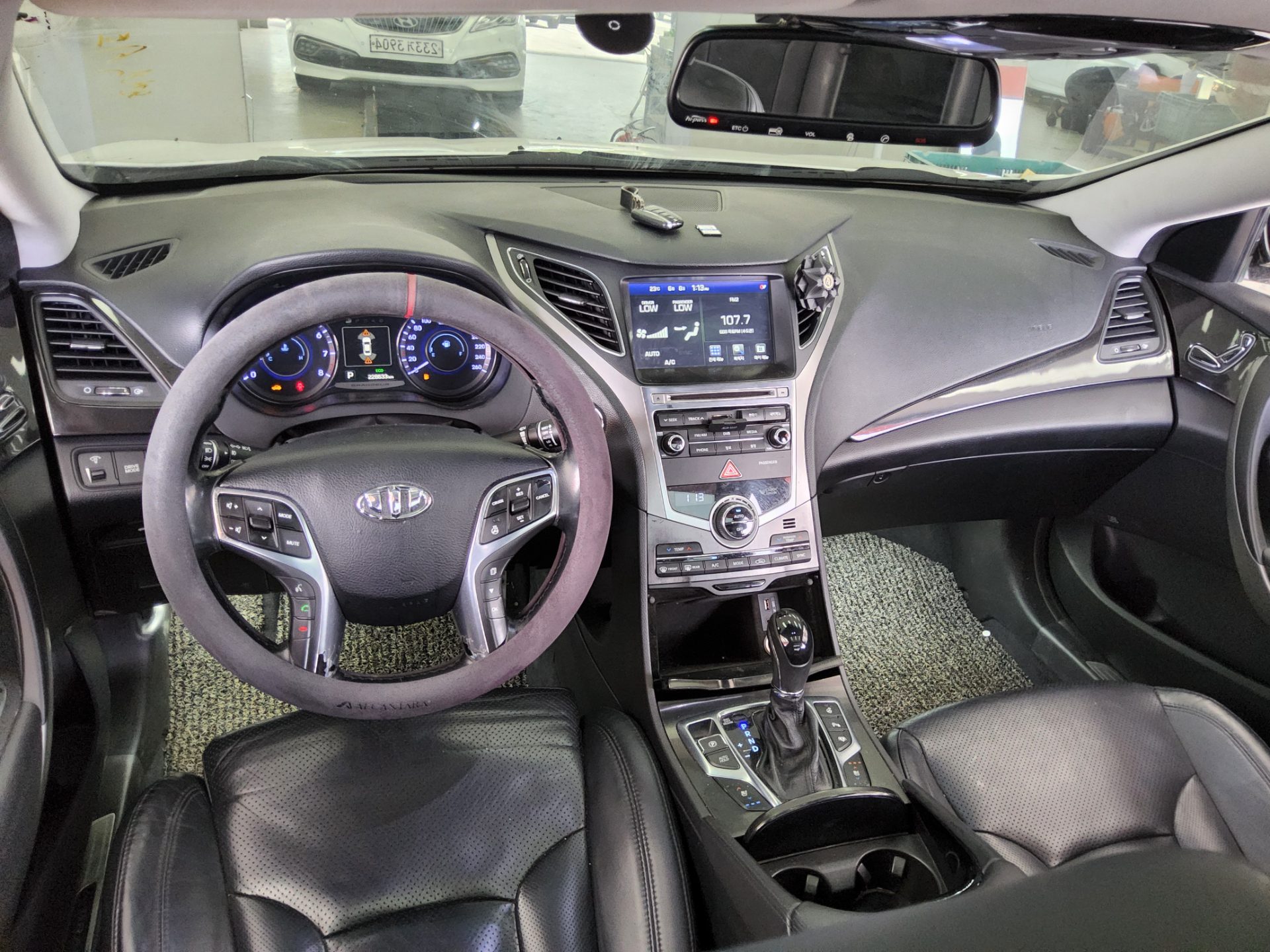 2015 - hyundai grandeur