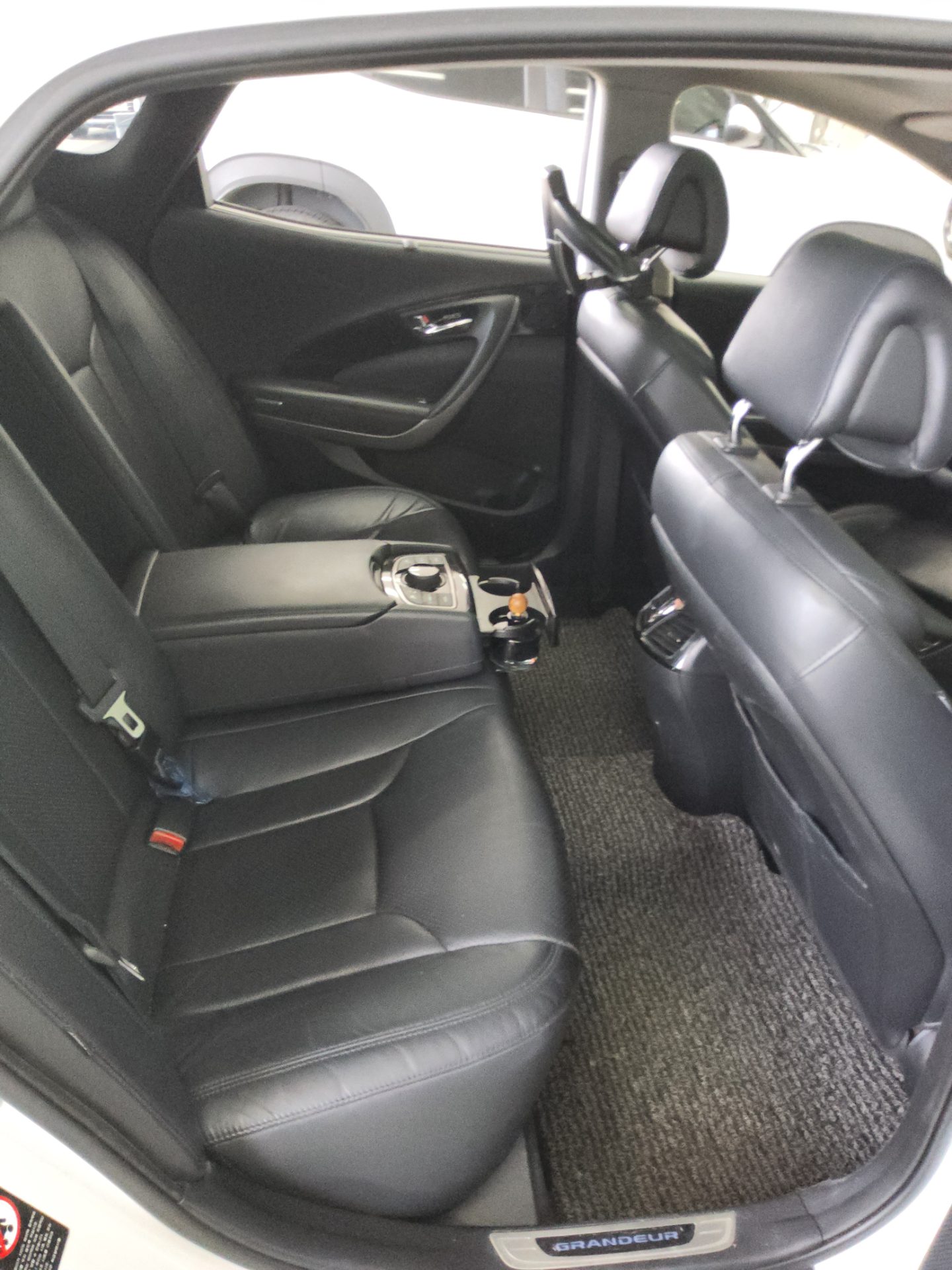2015 - hyundai grandeur