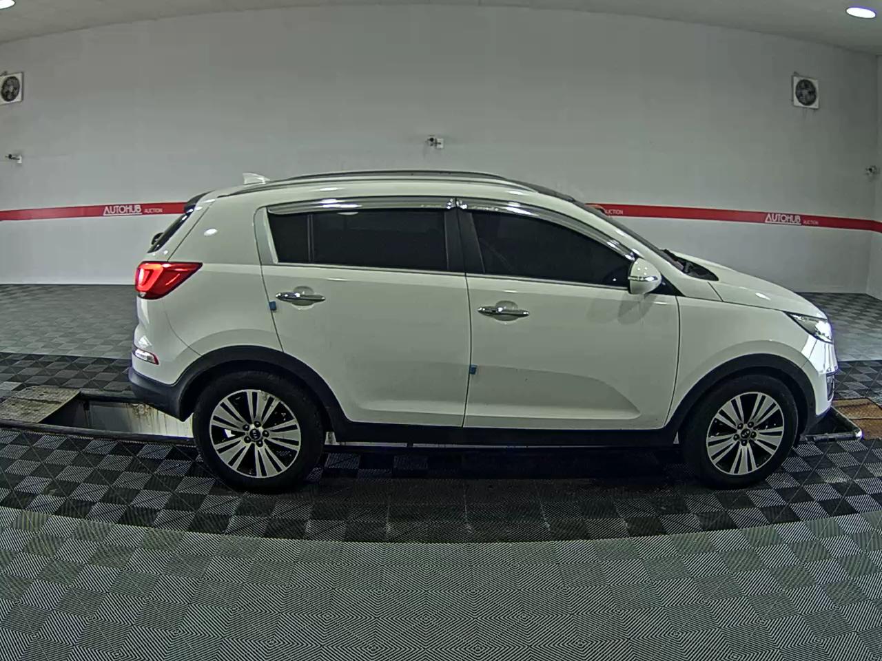 2014 - kia sportage