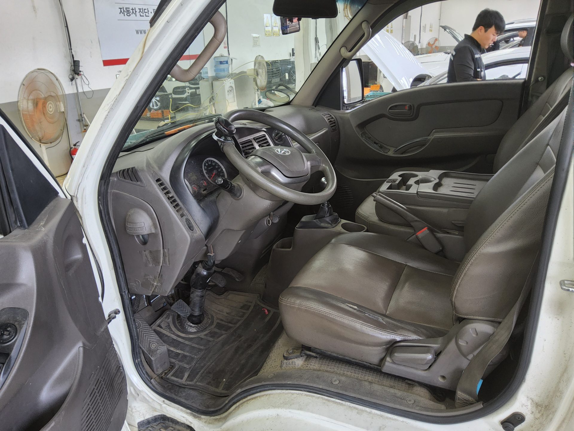 2016 - hyundai porter