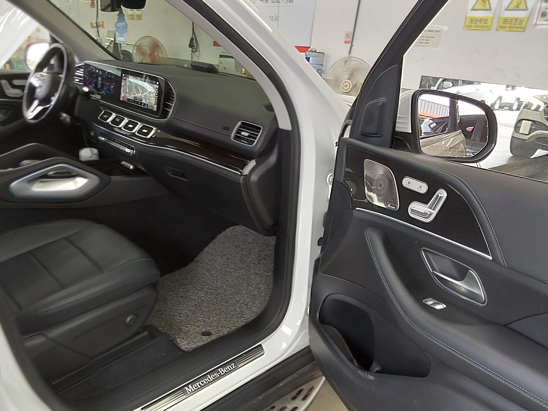 2022 - mercedes-benz 300d