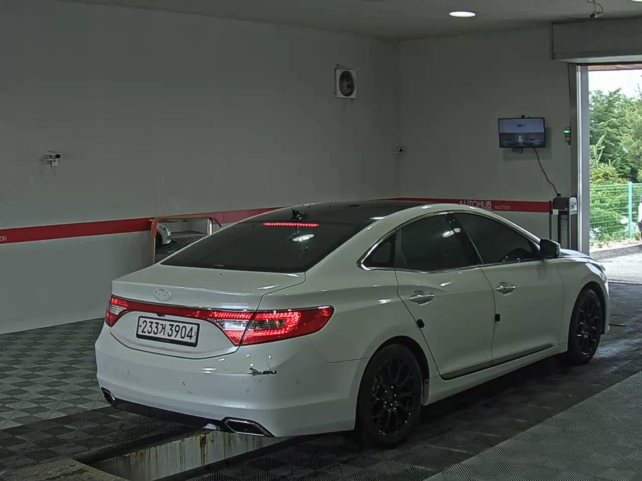 2015 - hyundai grandeur