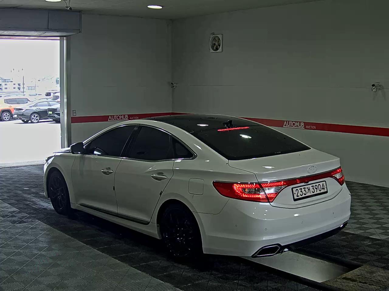 2015 - hyundai grandeur