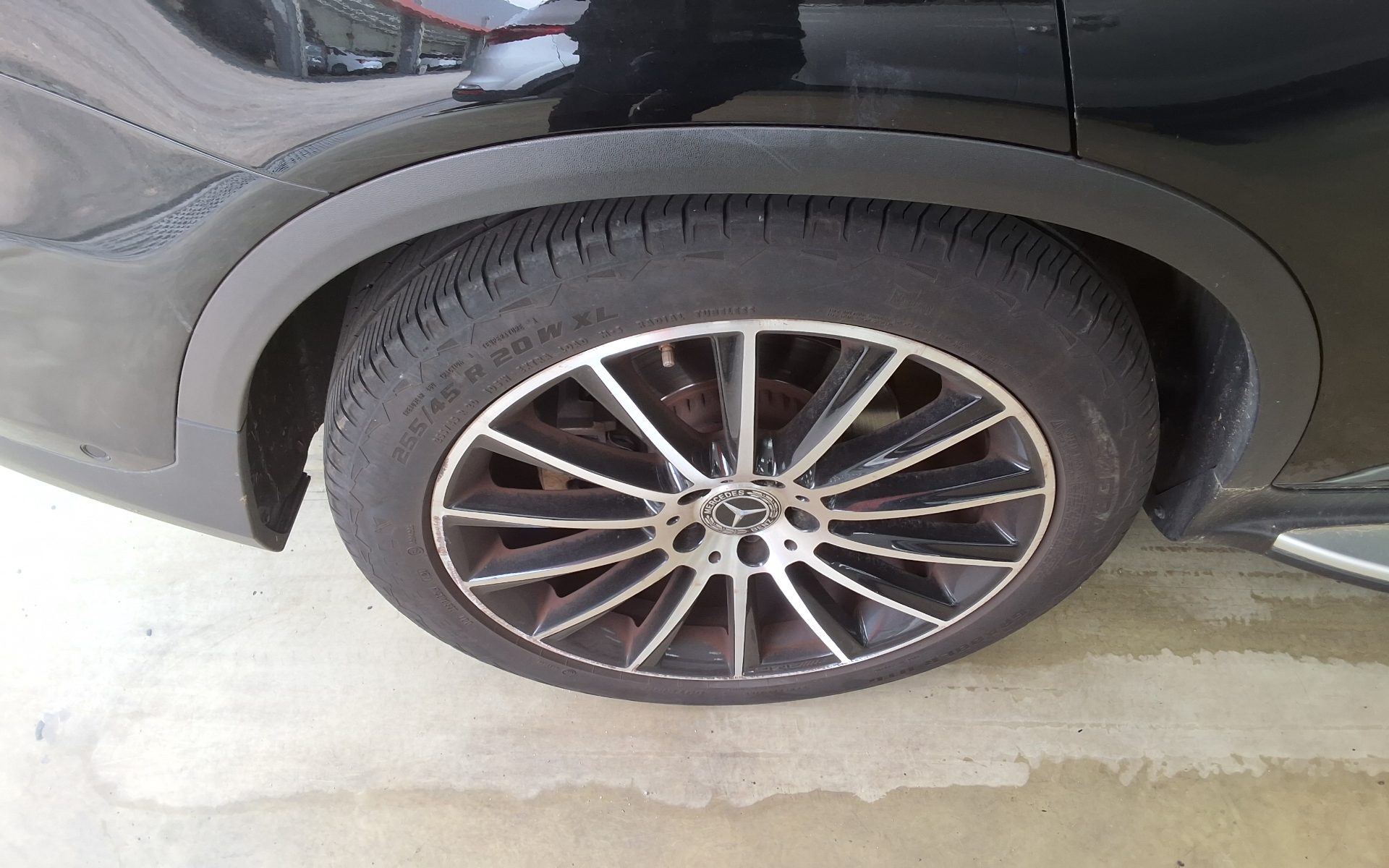 2019 - mercedes-benz glc 300