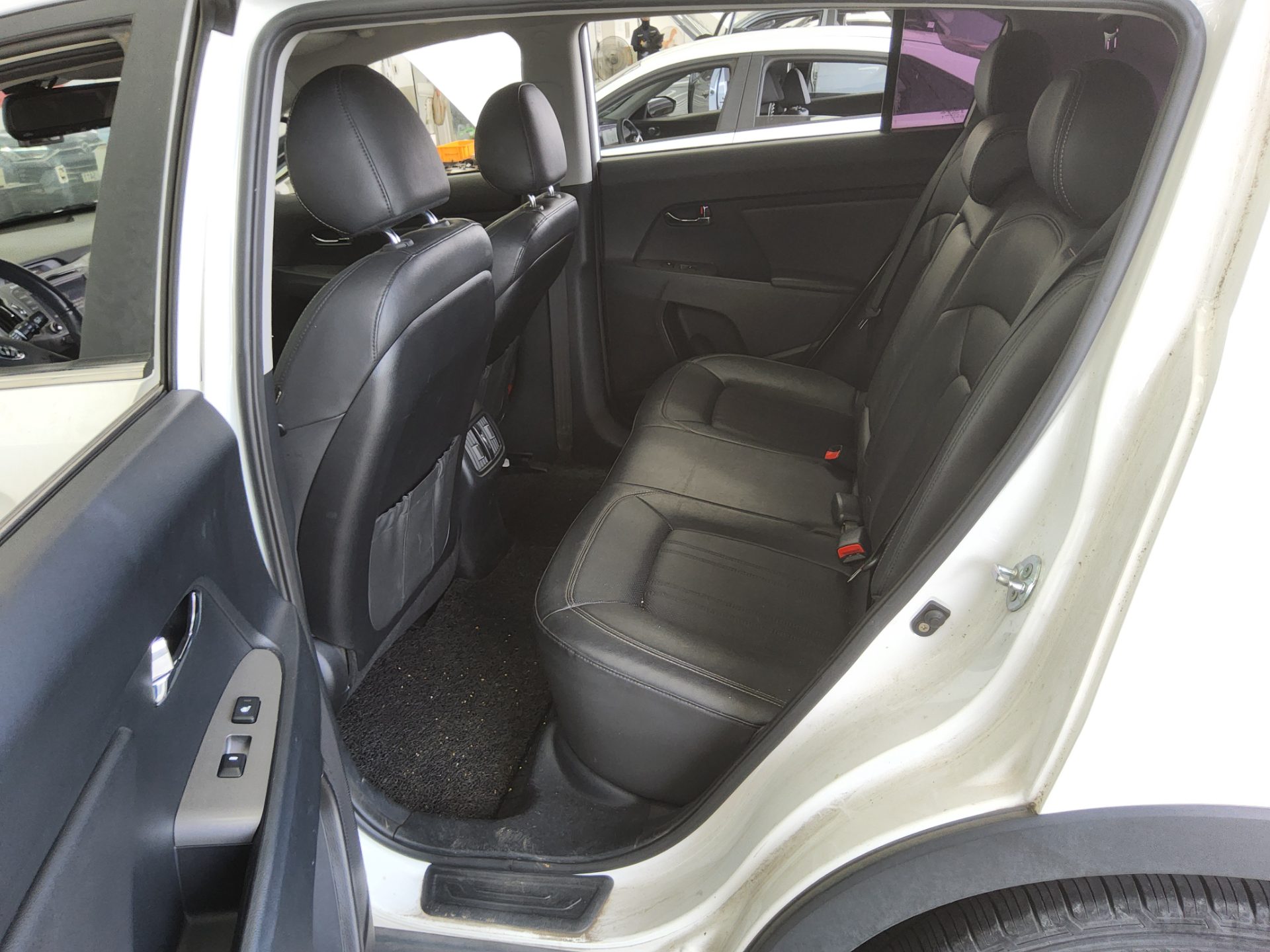 2016 - kia sportage