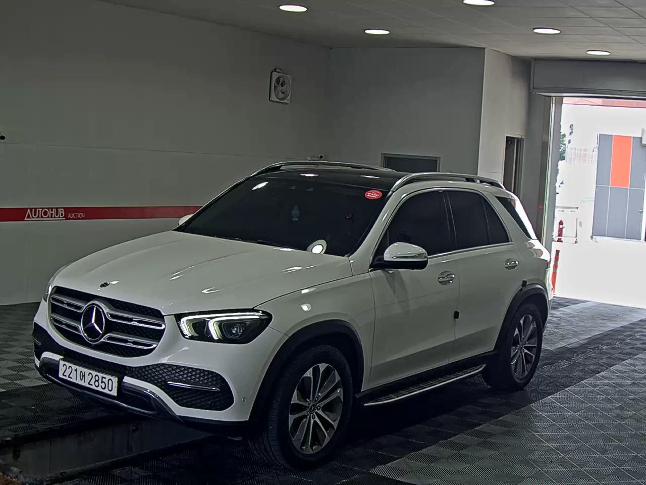MERCEDES-BENZ GLE-CLASS (4TH GEN) GLE 300d
