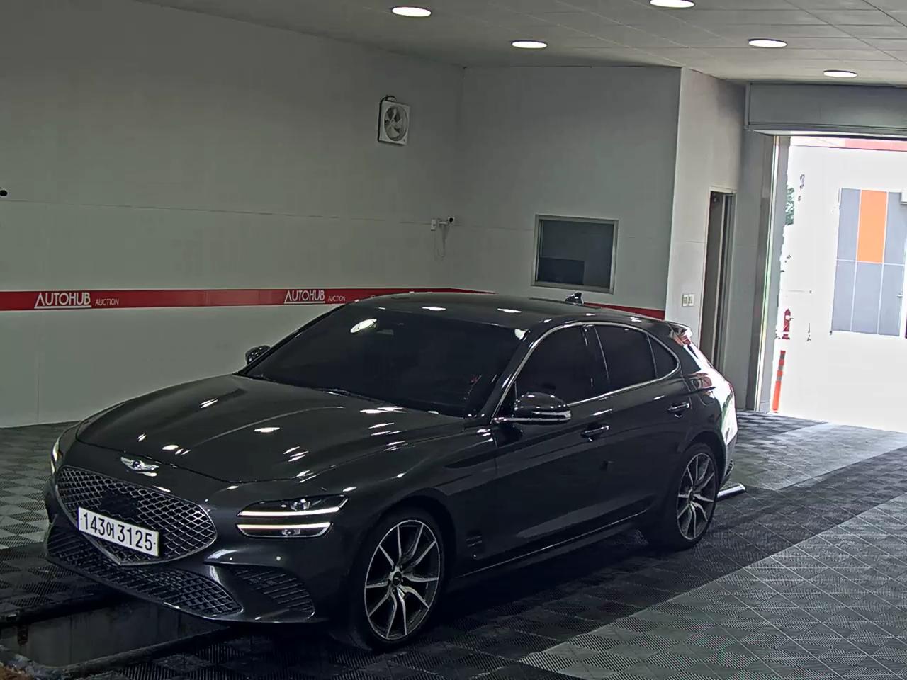 GENESIS G70 SHOOTING BRAKE