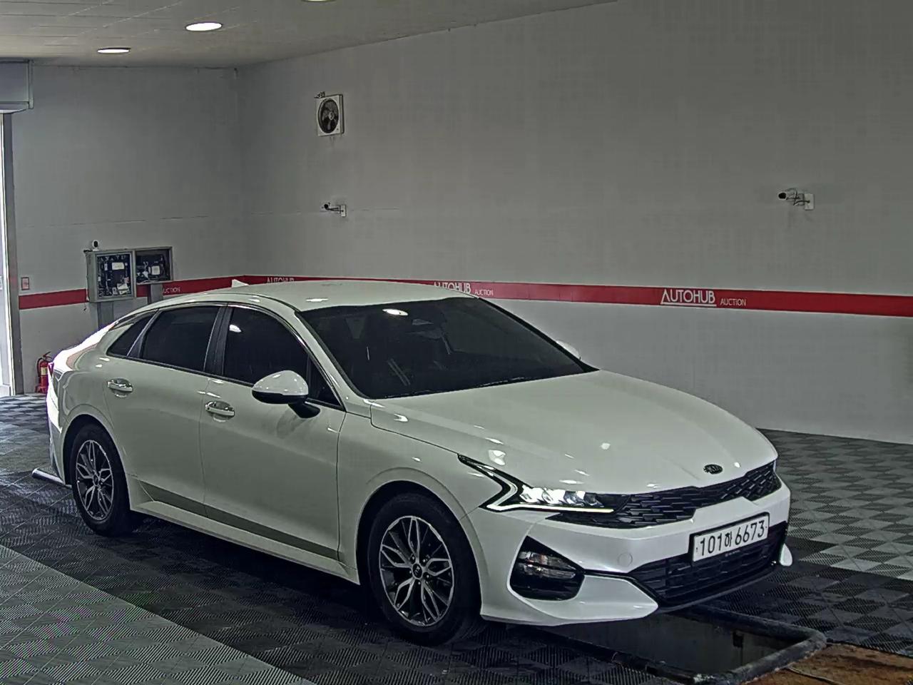 2021 - kia k5