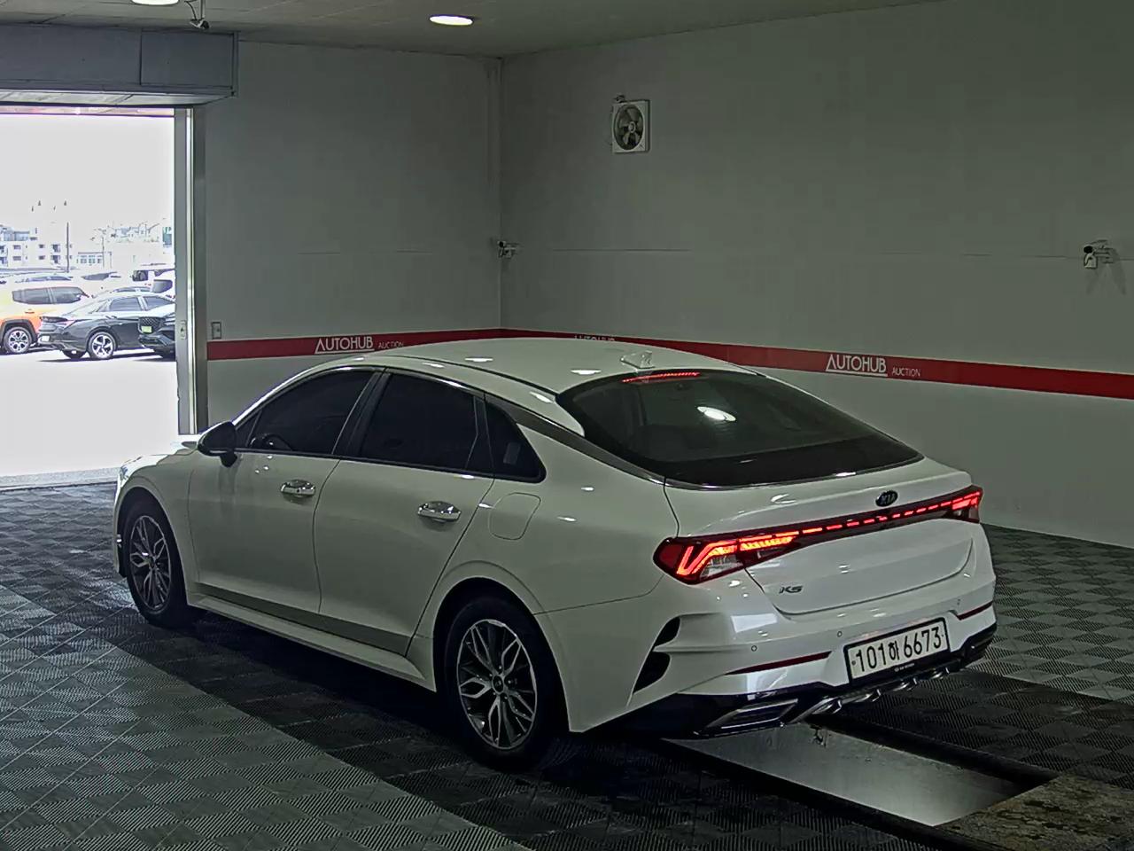 2021 - kia k5