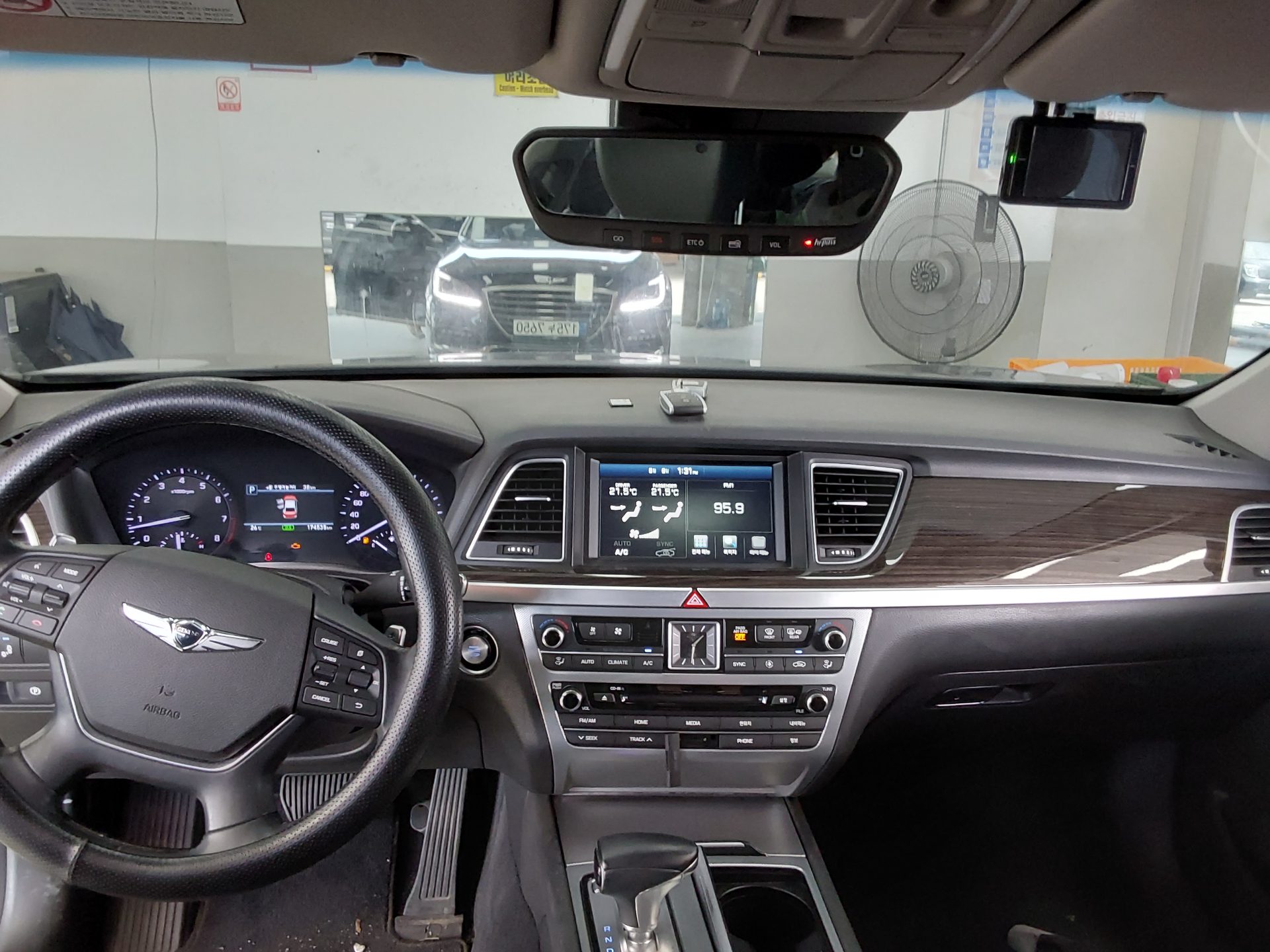2018 - genesis g80