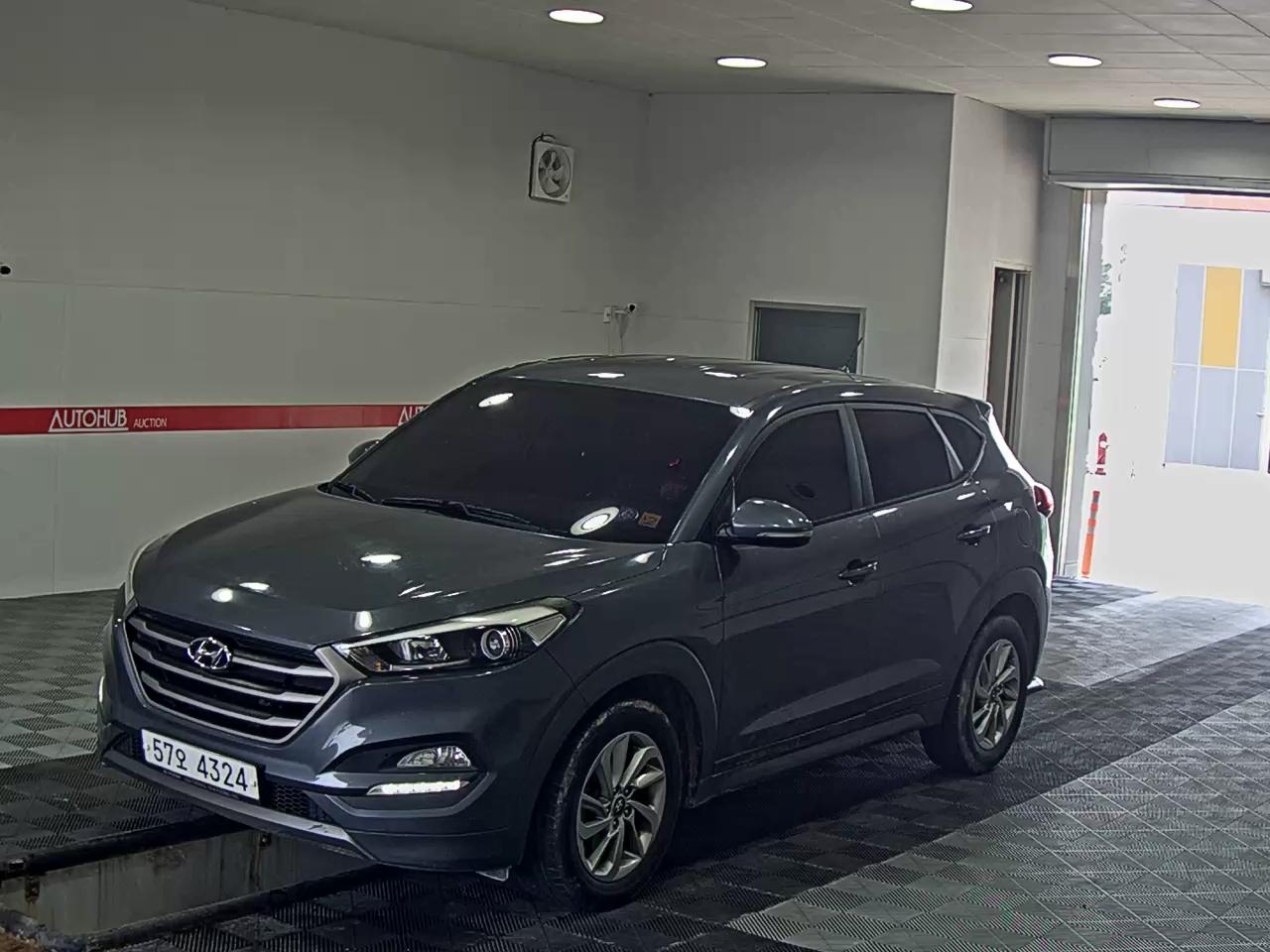 2016 - hyundai tucson