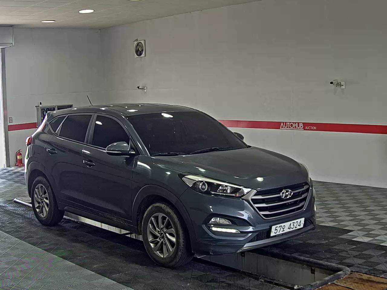 2016 - hyundai tucson