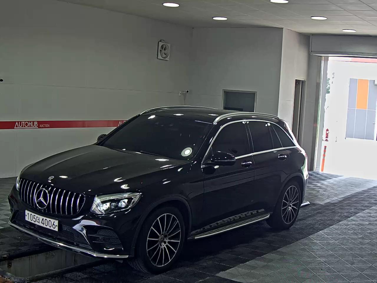 MERCEDES-BENZ GLC-CLASS GLC 300 AMG