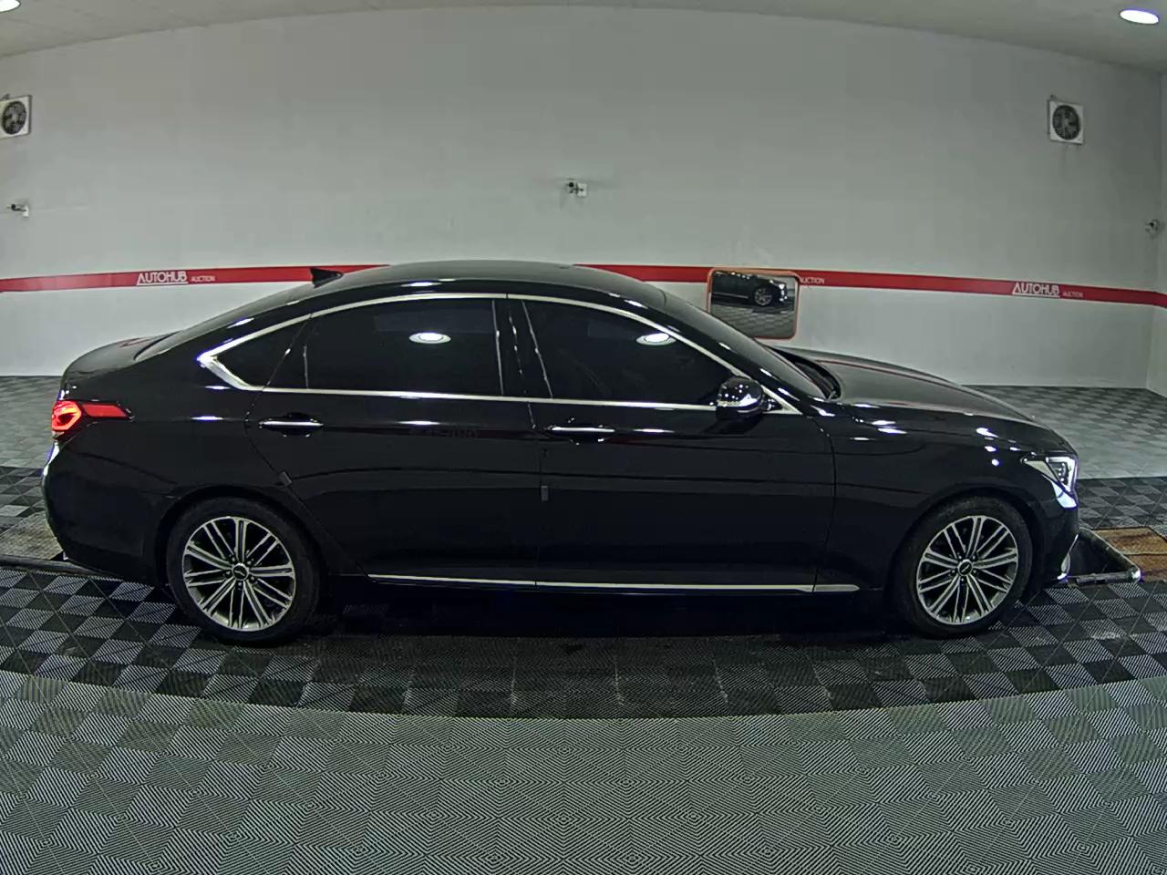 2018 - genesis g80