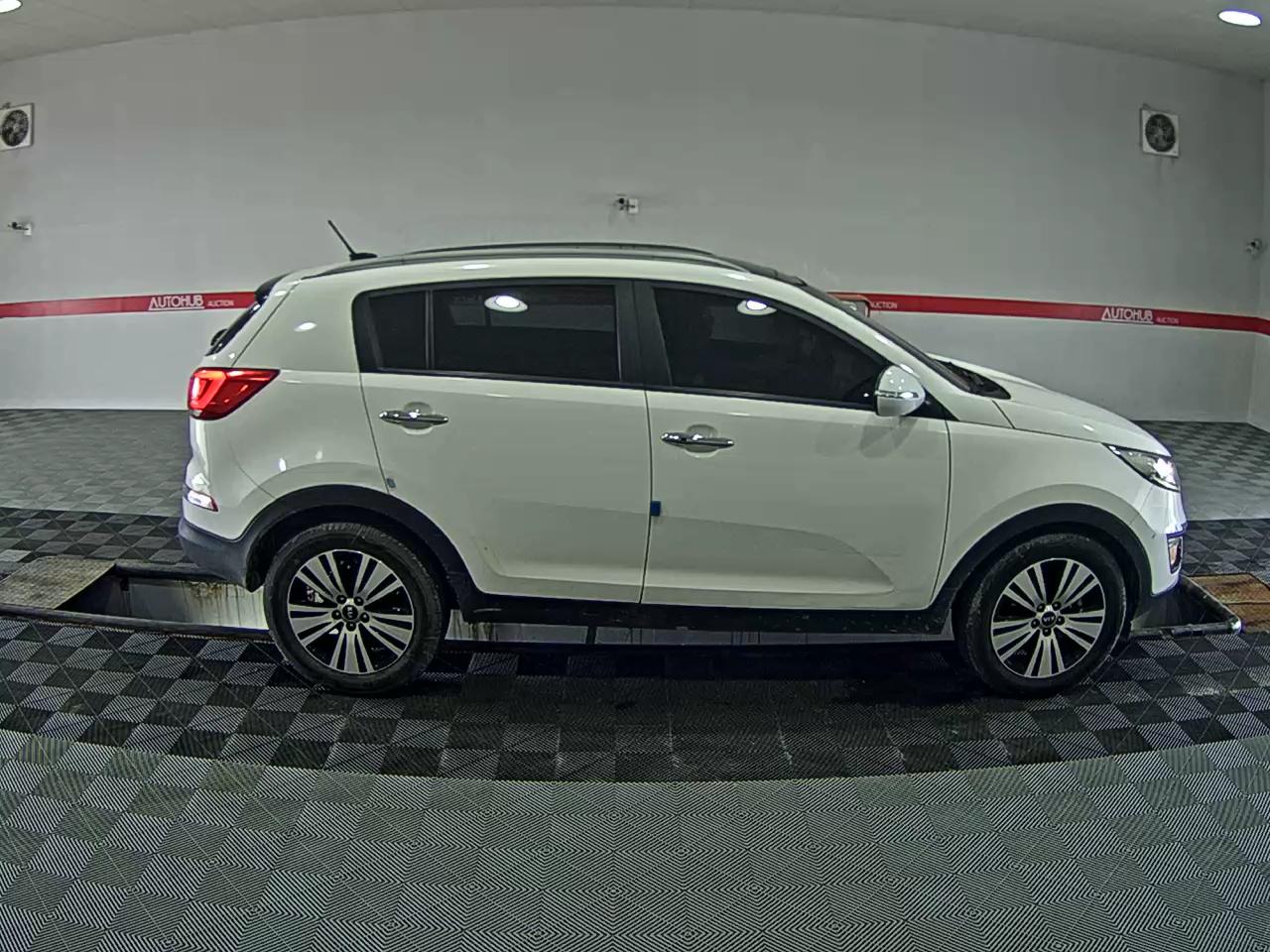 2014 - kia sportage