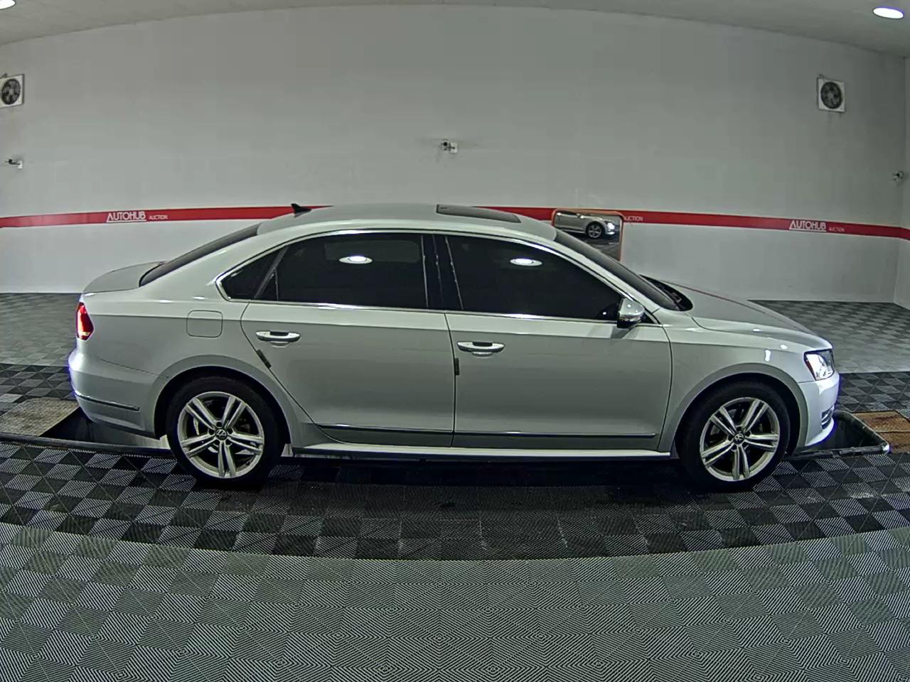 2014 - volkswagen passat
